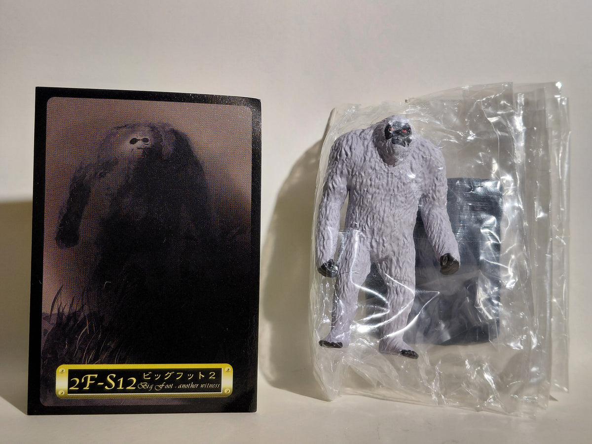 Medicom Toy The Great Mystery Museum Collection Series : Bigfoot... another witness
