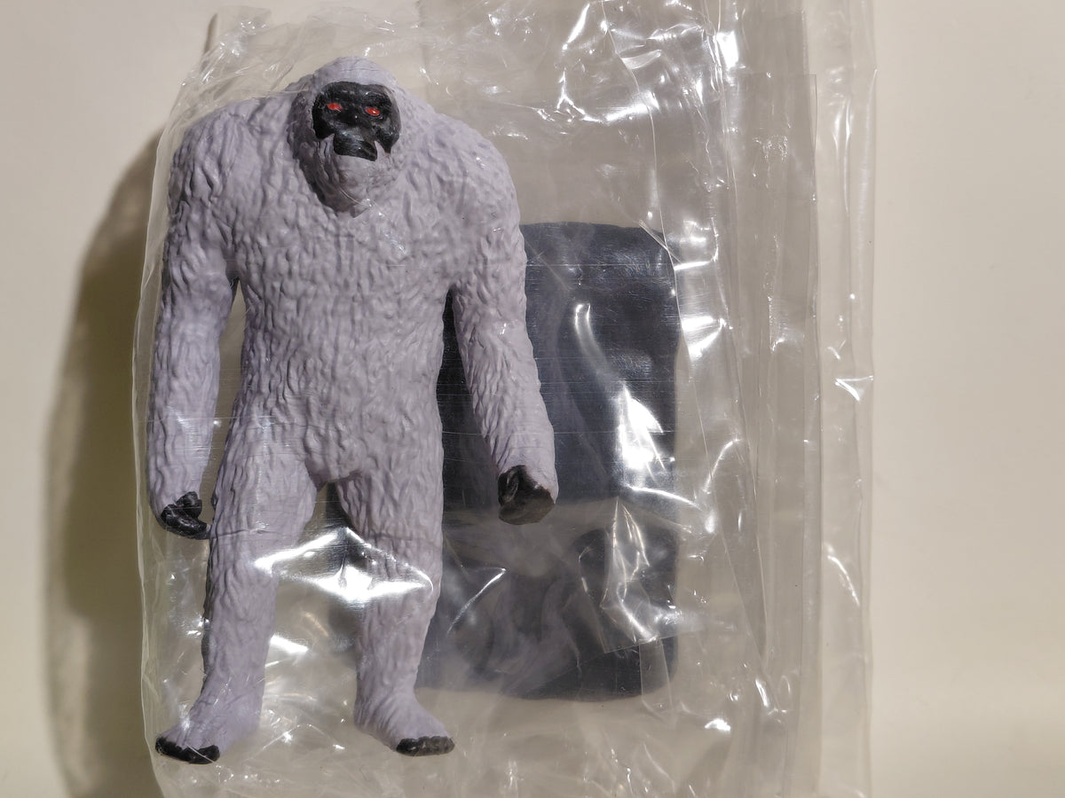 Medicom Toy The Great Mystery Museum Collection Series : Bigfoot... another witness