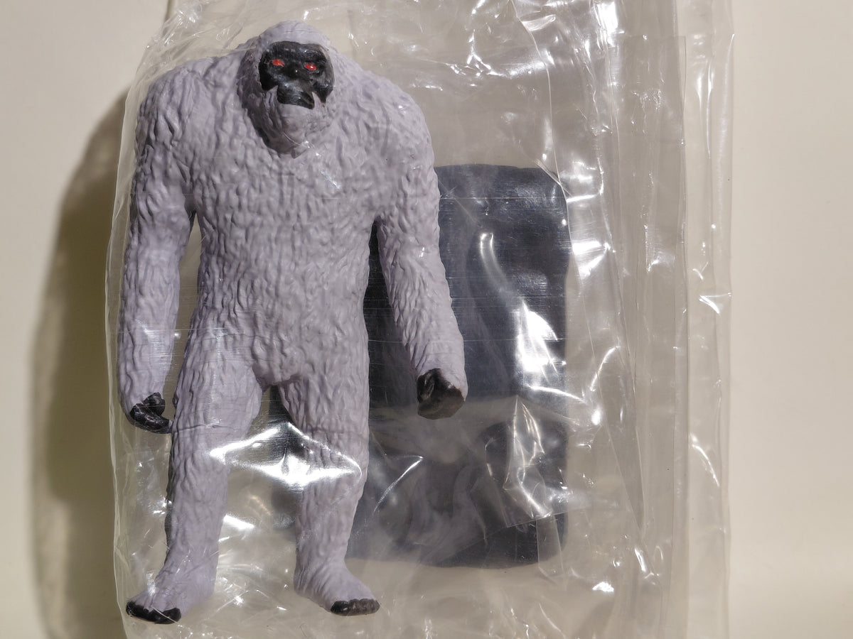 Medicom Toy The Great Mystery Museum Collection Series : Bigfoot... another witness