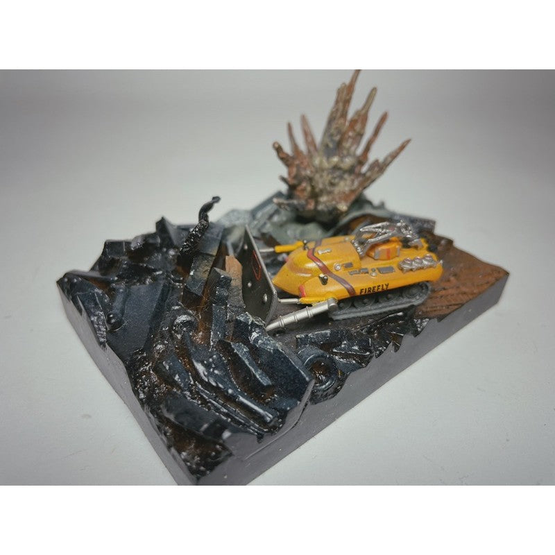 Konami SF Movie Selection Thunderbird POD Vehicle Vol.2 FIREFLY EXCAVATOR diorama