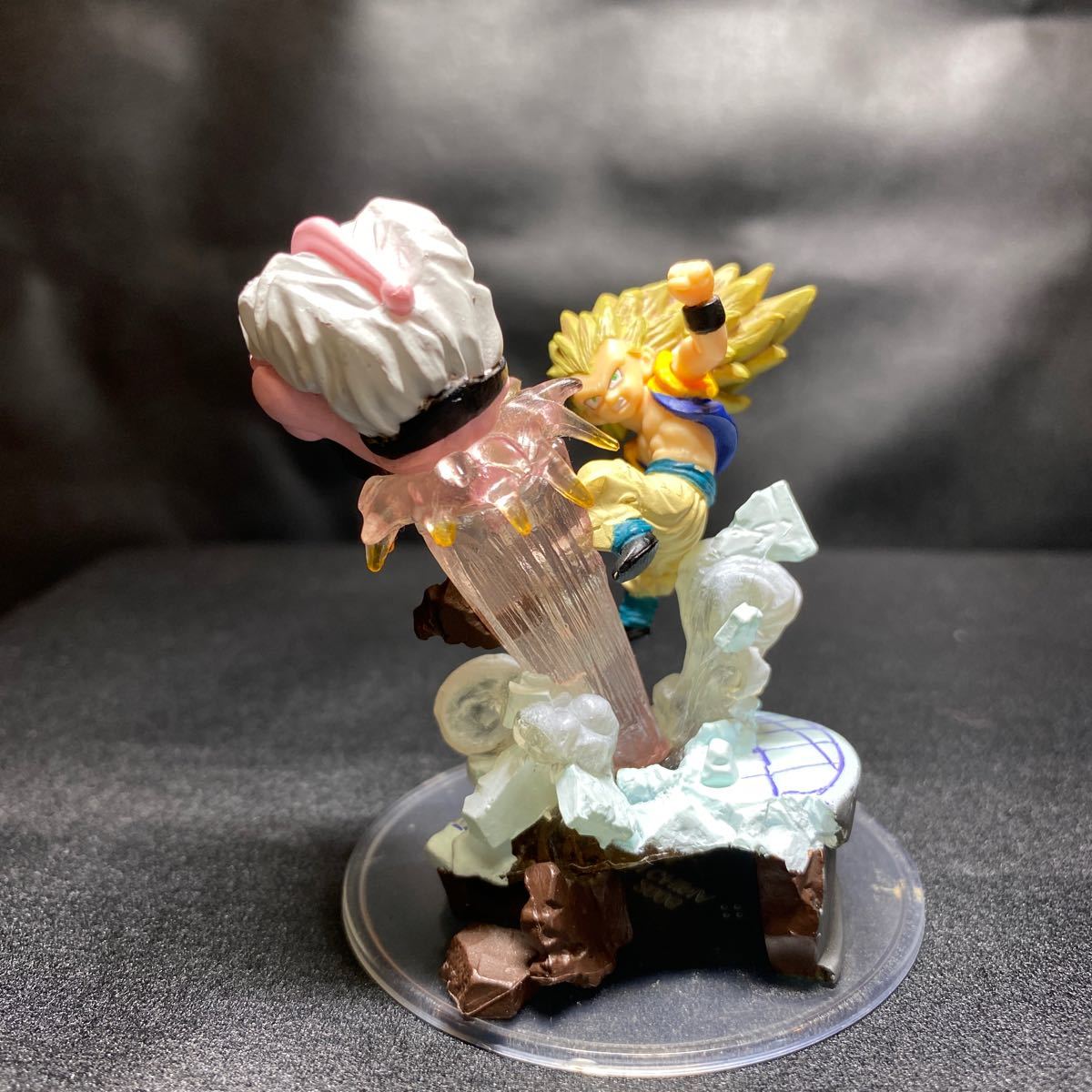 Dragon Ball Z Imagination Figure 8: Gotenks vs. Majin Buu