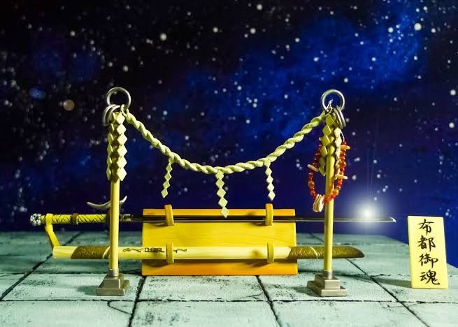 MONONOFU "Futsu-no-Mitama" – The Sword of Pacification (Kunimukeshi no Tsurugi) – From the "Himegami Emaki" (Scroll of Goddesses) – One of the Three Divine Swords – 1/6 Scale Miniature Sword/Blade Figure