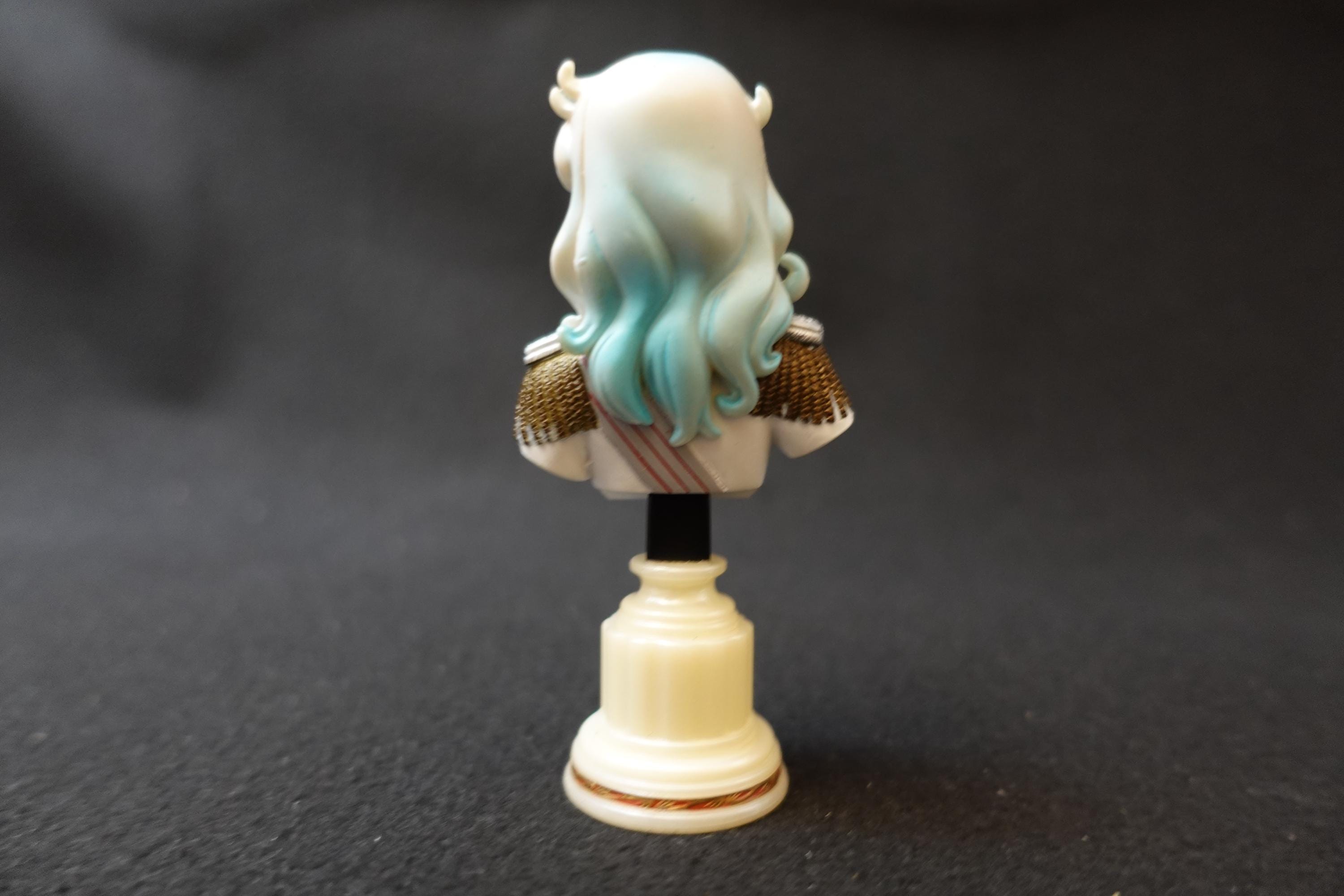 Furuta Rose of Versailles by Riyoko Ikeda ベルサイユのばら #34  Osukaru Furansowa do Jaruje (Bust, Silver Hair)