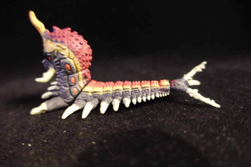 Godzilla Toho 1992 Battra Larva Bandai HG Series