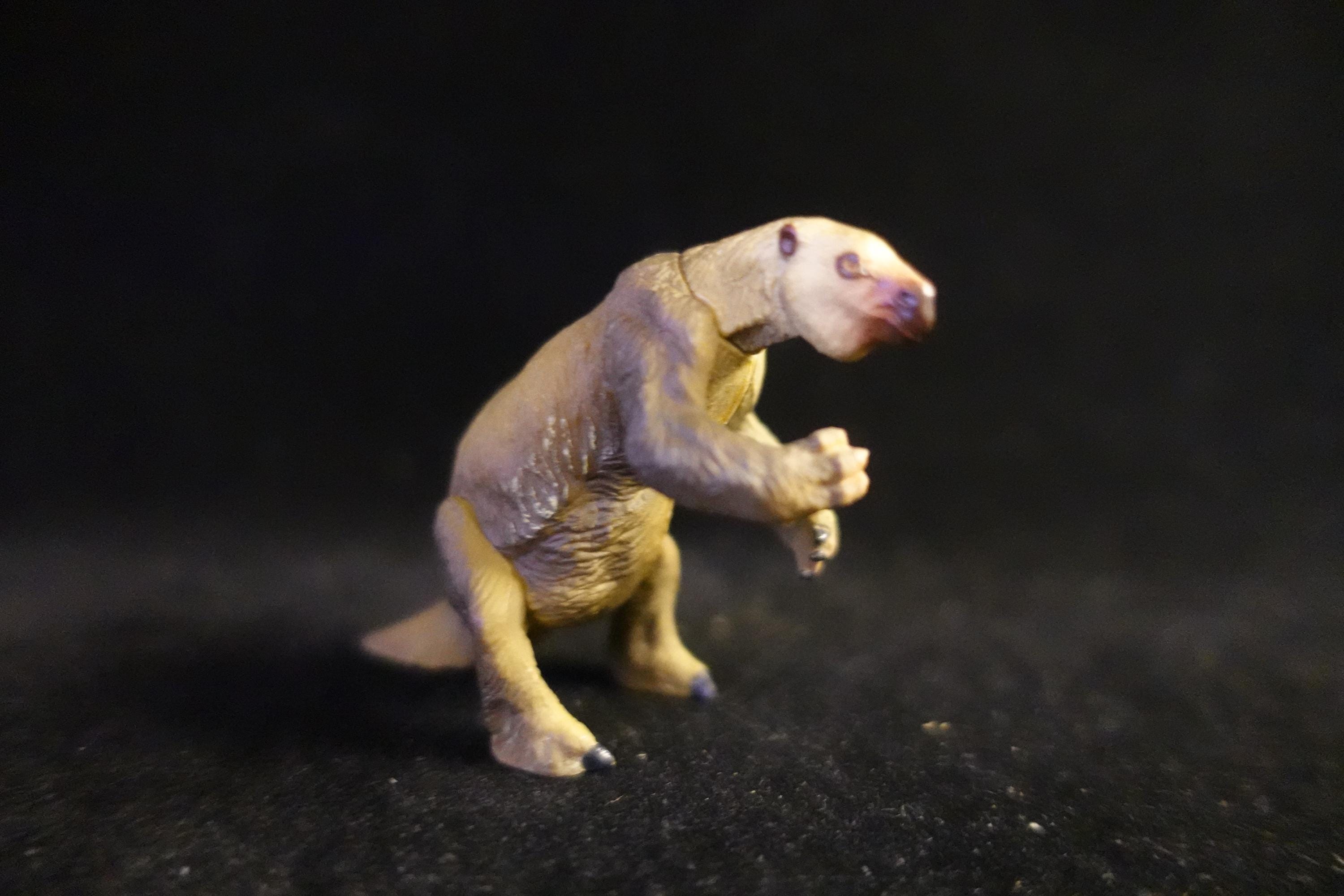 Kaiyodo UHA Dinotales Series 2 Megatherium