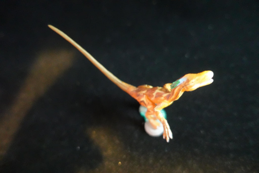 Kaiyodo UHA Dinotales Series 3 Deinonychus
