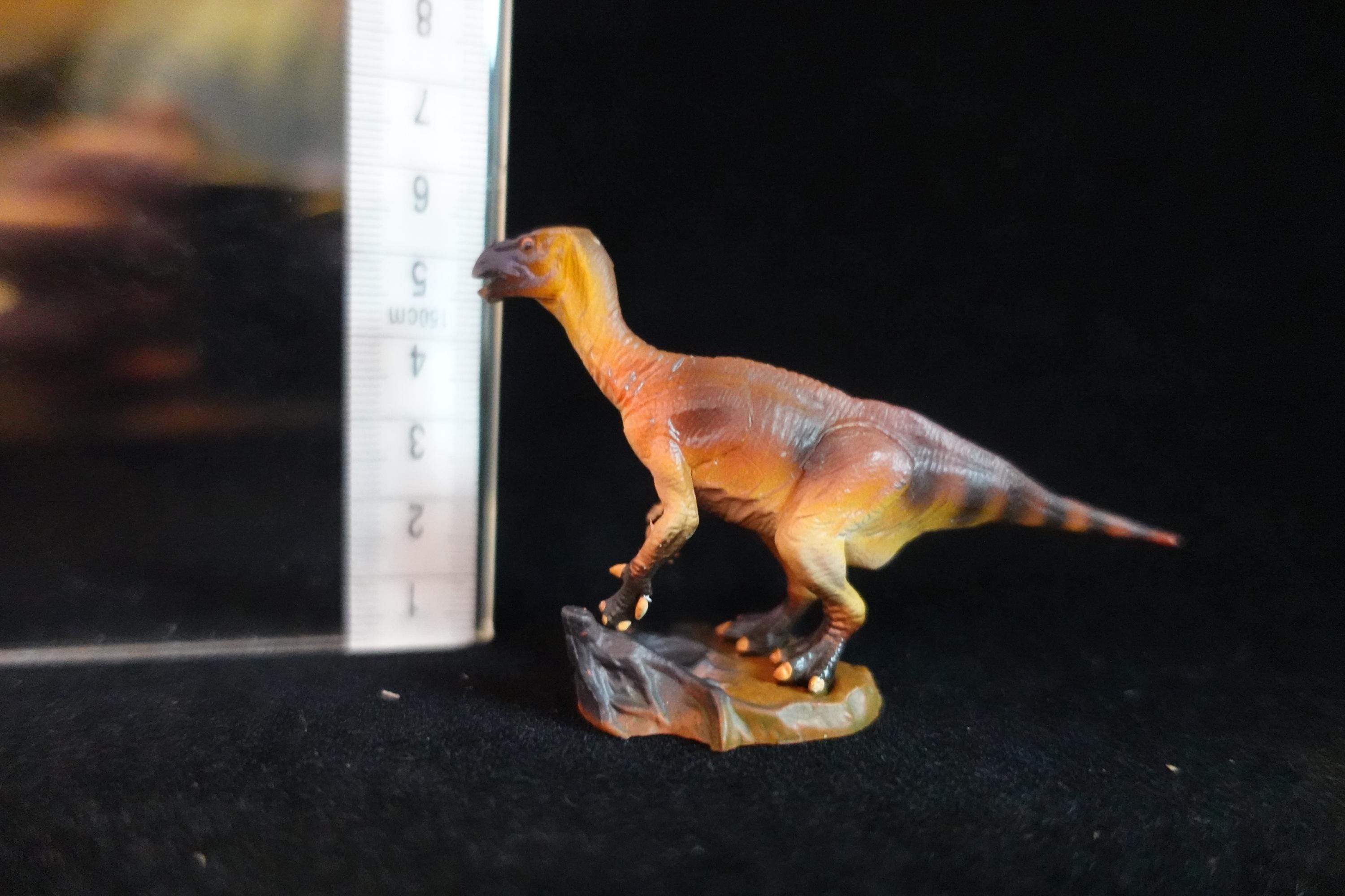 Kaiyodo Dinotales 6 Lawson Edition Iguanodon B