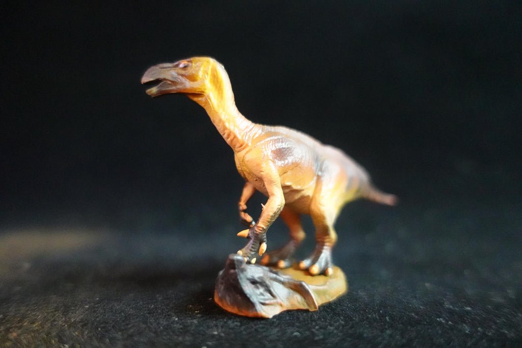 Kaiyodo Dinotales 6 Lawson Edition Iguanodon B