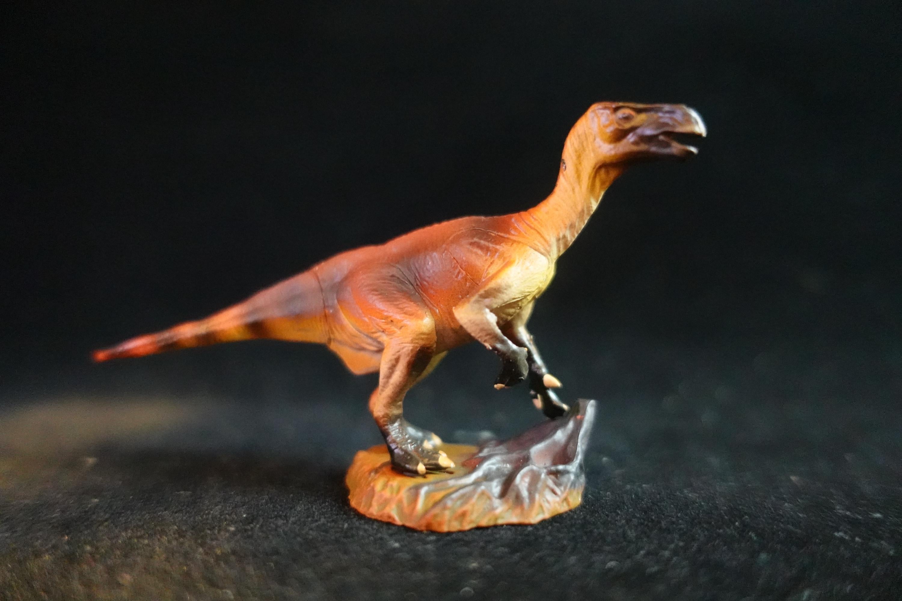 Kaiyodo Dinotales 6 Lawson Edition Iguanodon B