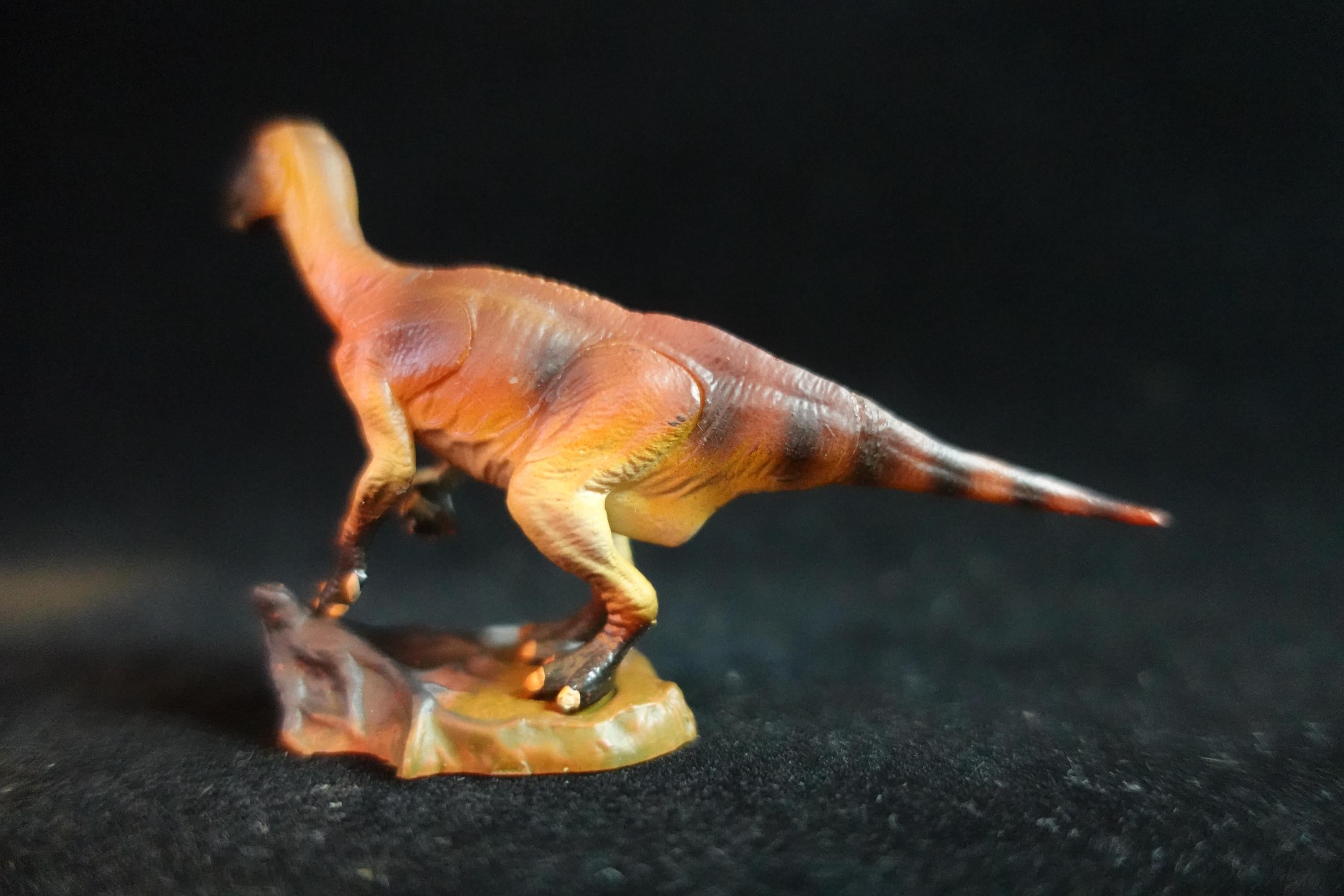 Kaiyodo Dinotales 6 Lawson Edition Iguanodon B
