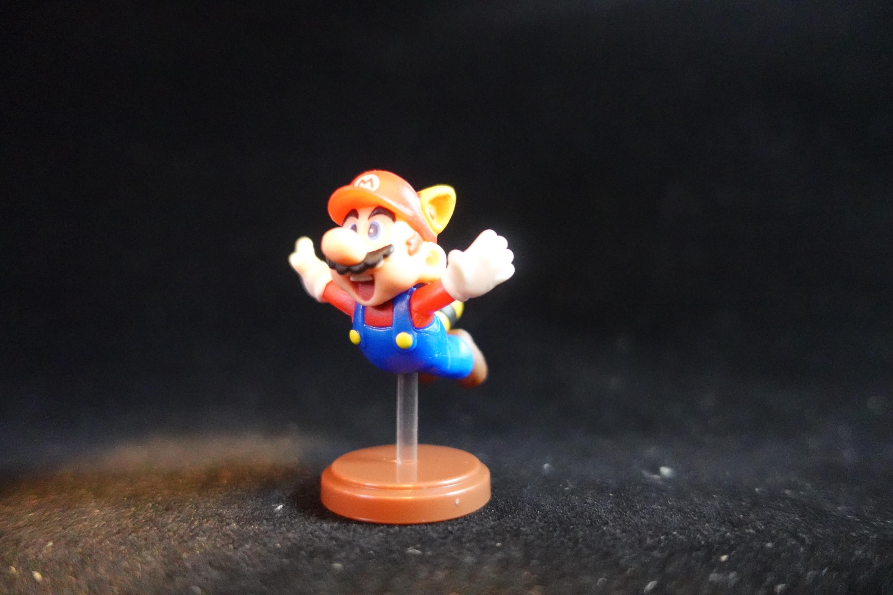 Super Mario 35th Anniversary Furuta Japan Super Mario Figure Raccoon Mario