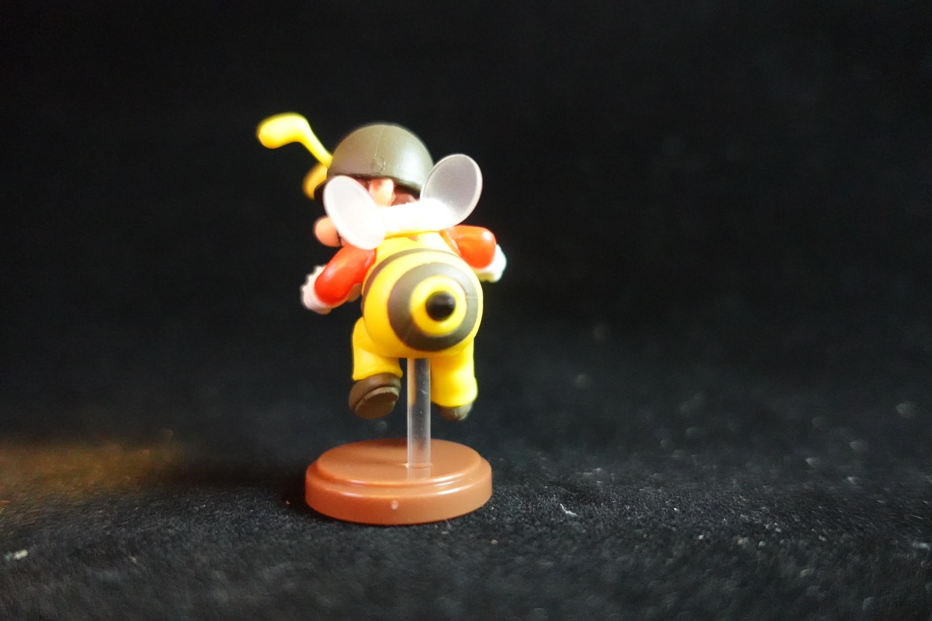 Super Mario 35th Anniversary Furuta Japan Super Mario Figure Flying Bee Mario