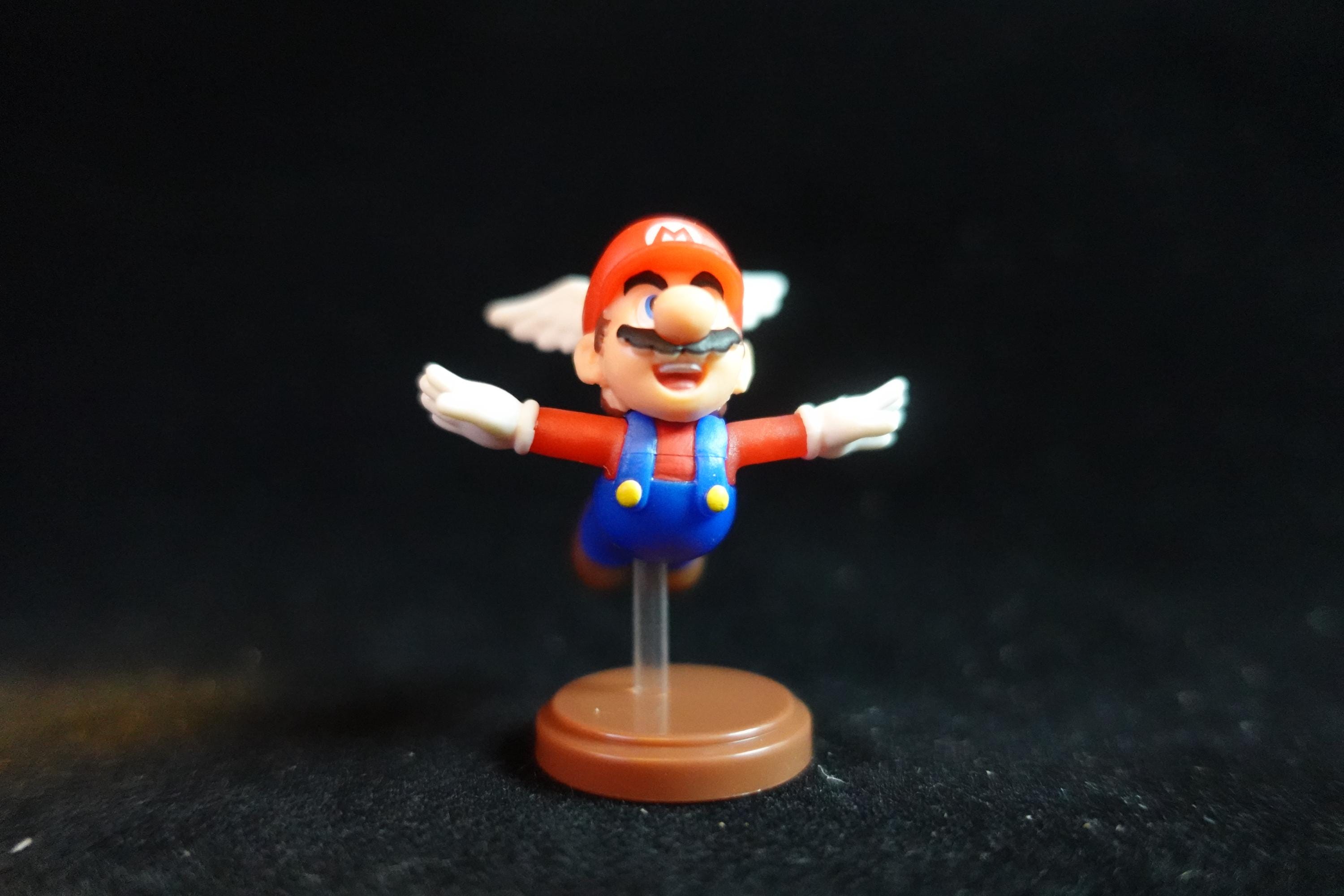 Super Mario 35th Anniversary Furuta Japan Super Mario Figure Flying Wing Mario