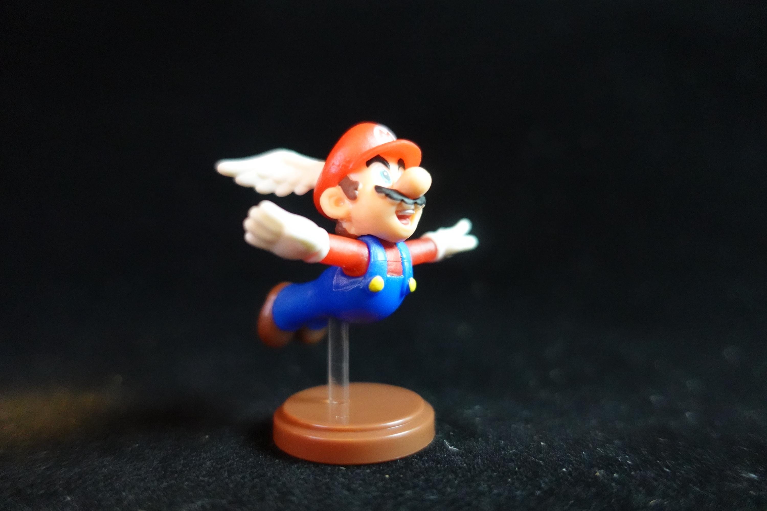 Super Mario 35th Anniversary Furuta Japan Super Mario Figure Flying Wing Mario