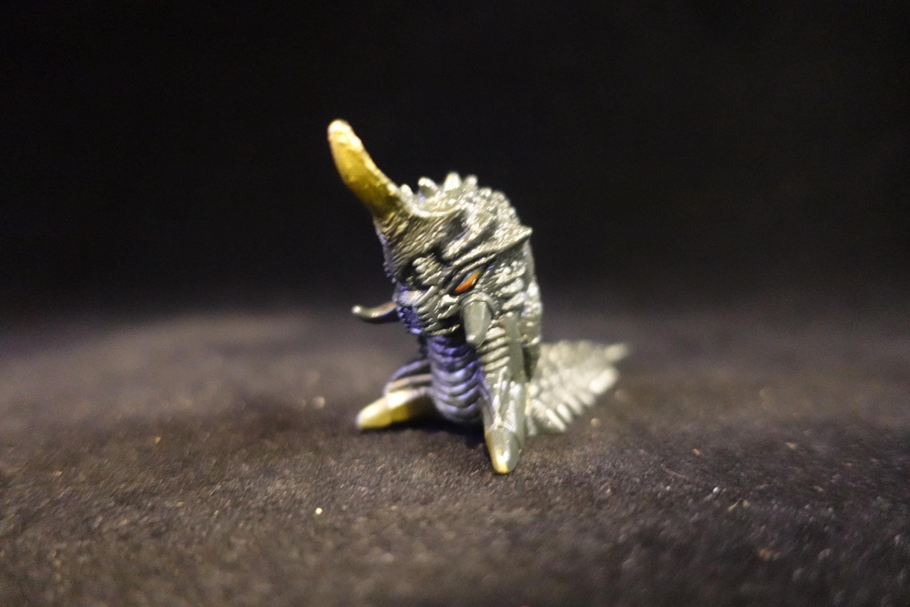 Godzilla Toho 1992 BATTRA Larva Bandai HG Series