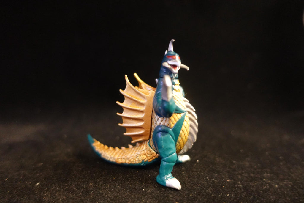 Godzilla Toho 4 Gigan '72 Figure Bandai HG Series