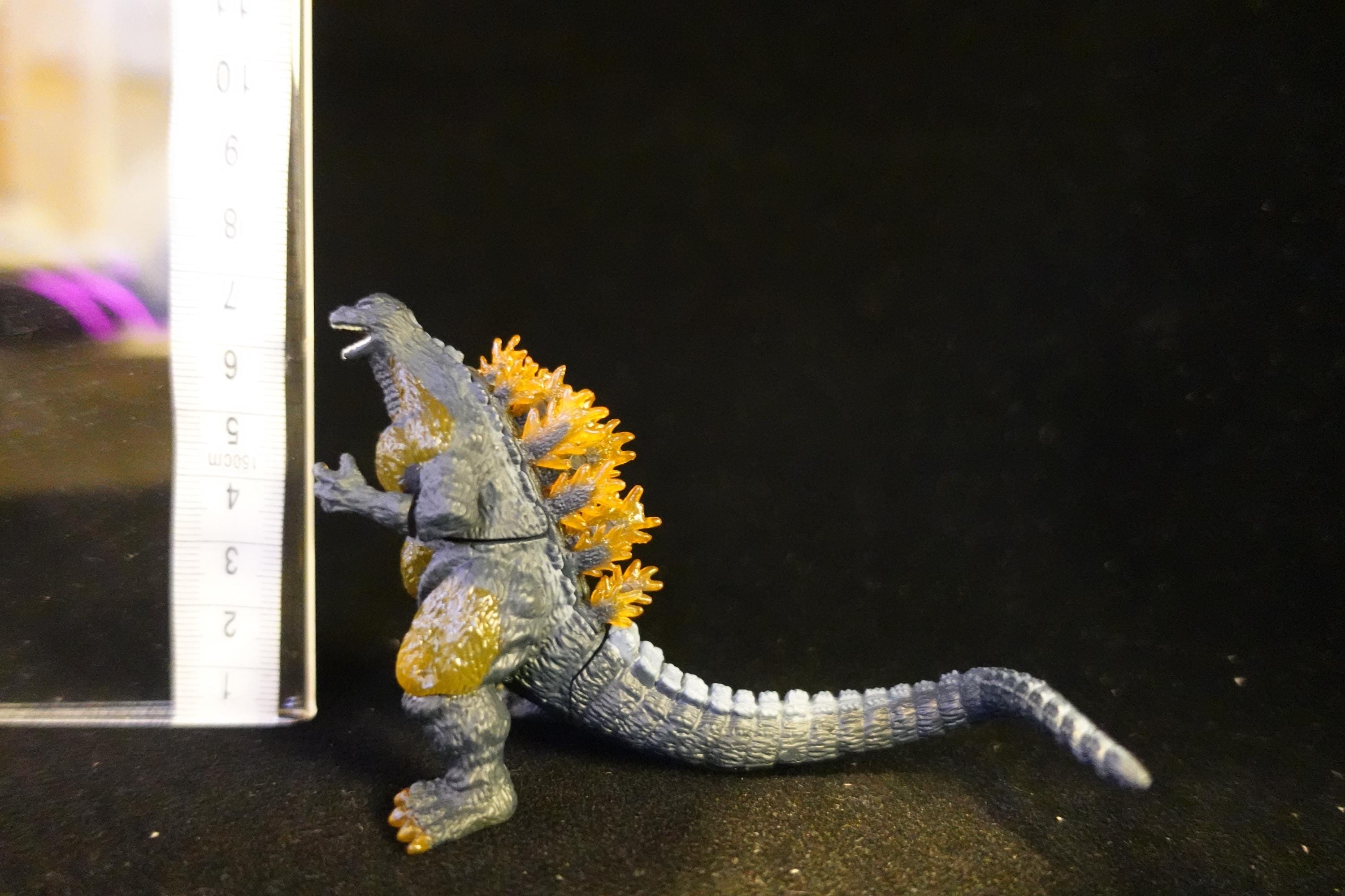 Godzilla Toho 2005 Figure Burning Godzilla Bandai HG Series