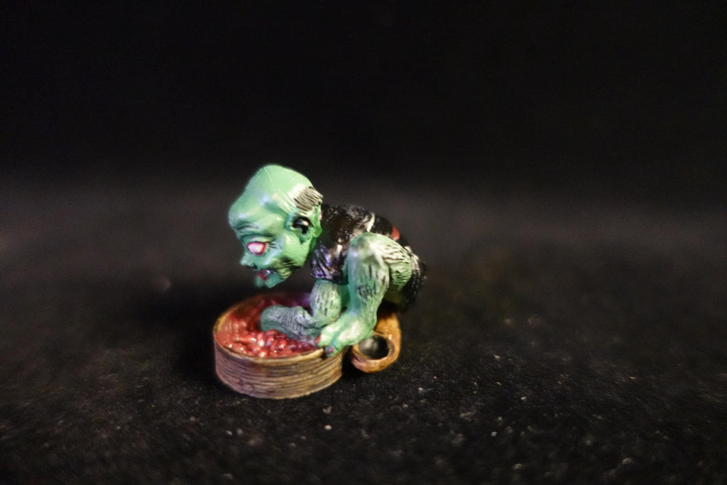 Japanese Yokai Azukiarai Mini Mascot Figure Kaiyodo