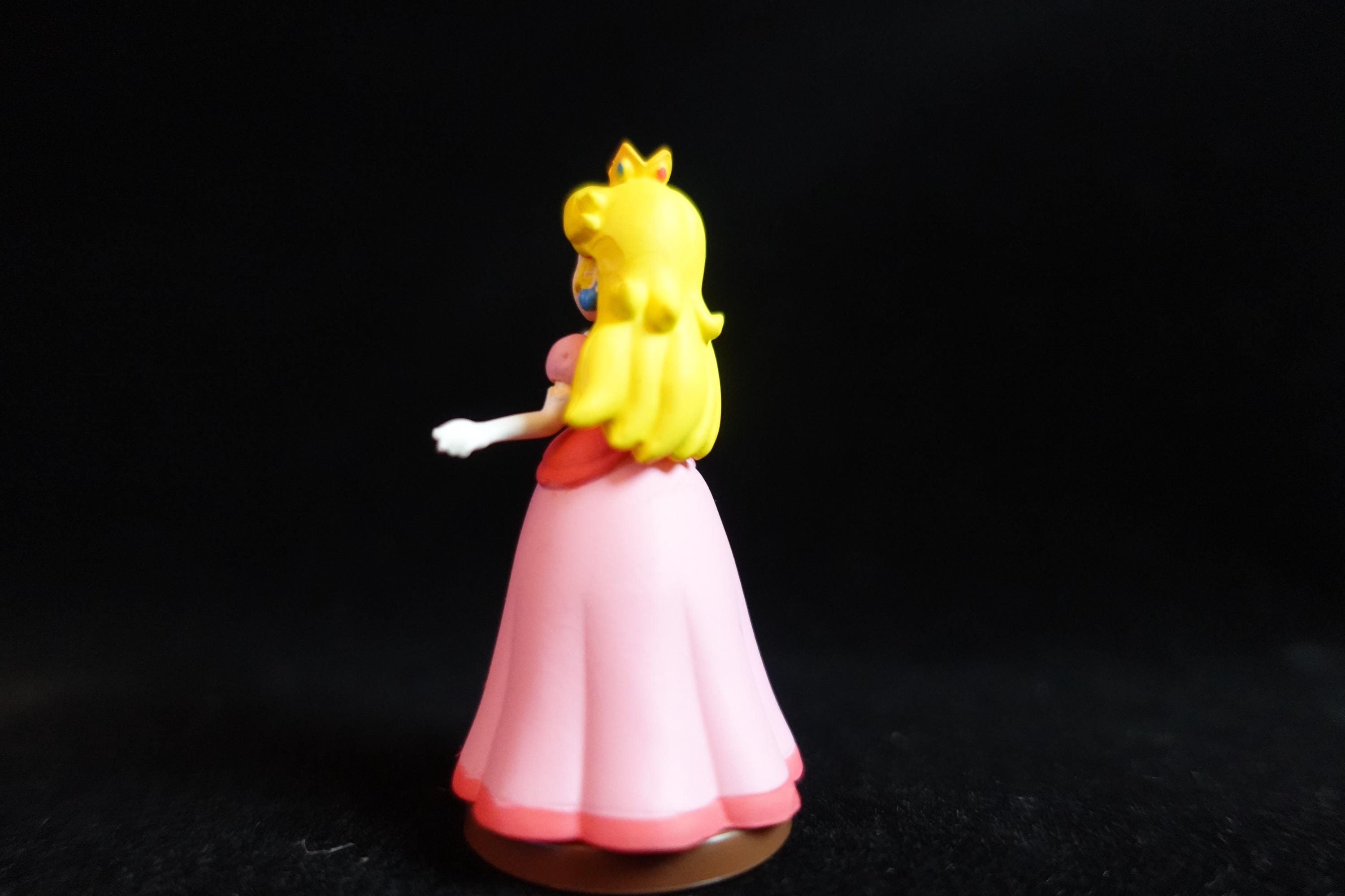 Super Mario Bros Figure Princess Peach Furuta