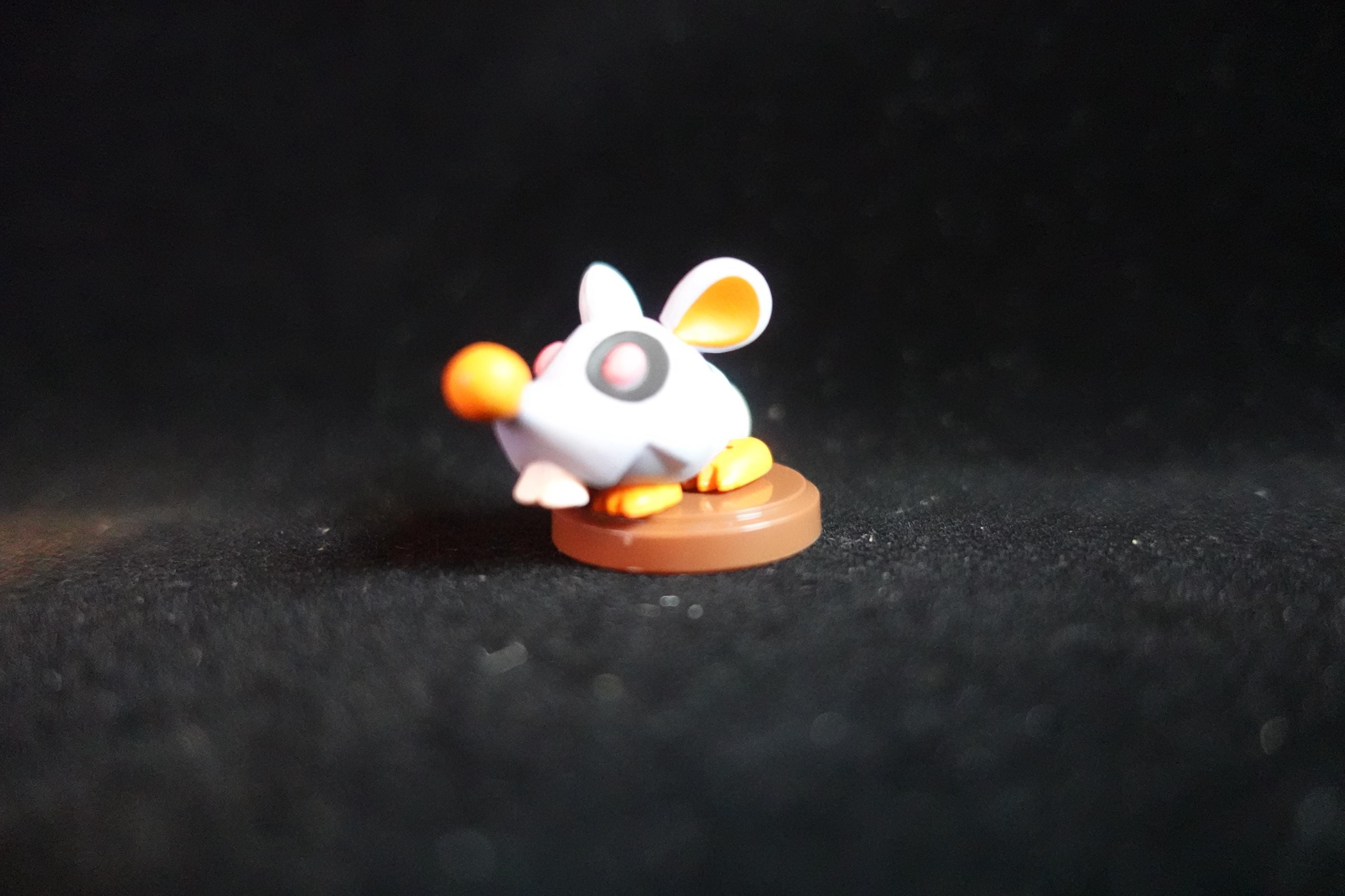 Super Mario Bros Figure Scaredy Rat Furuta