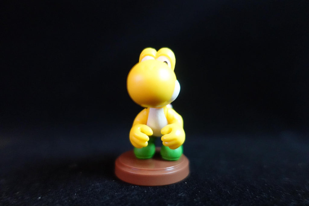 Super Mario Bros Figure Yoshi (Yellow) Furuta