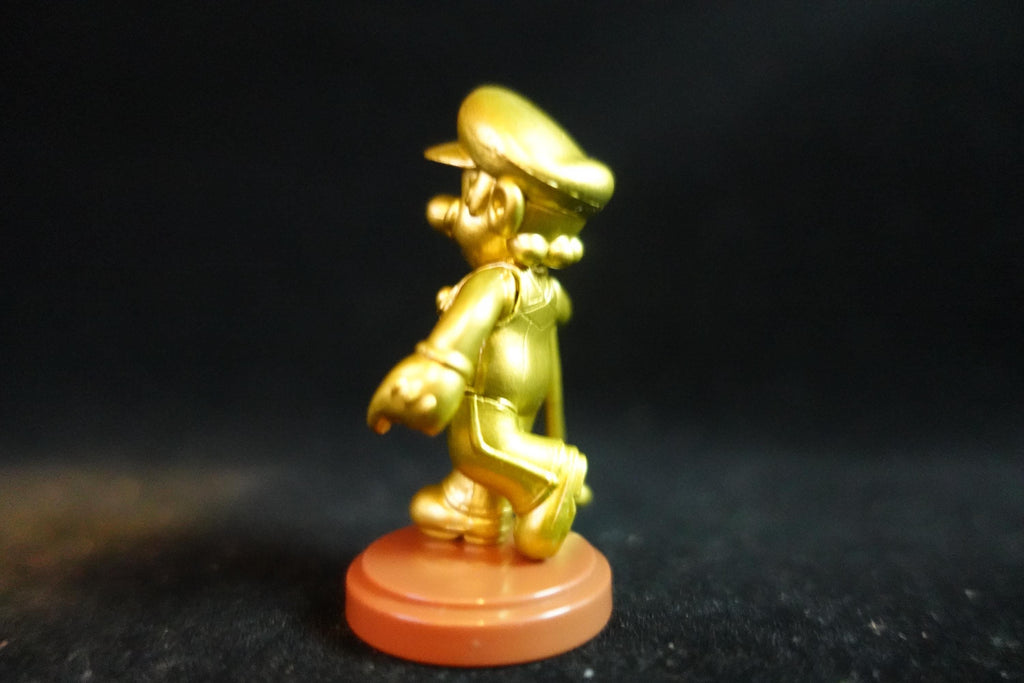 Super Mario Sport Figure Golden Mario Golf Tennis Furuta