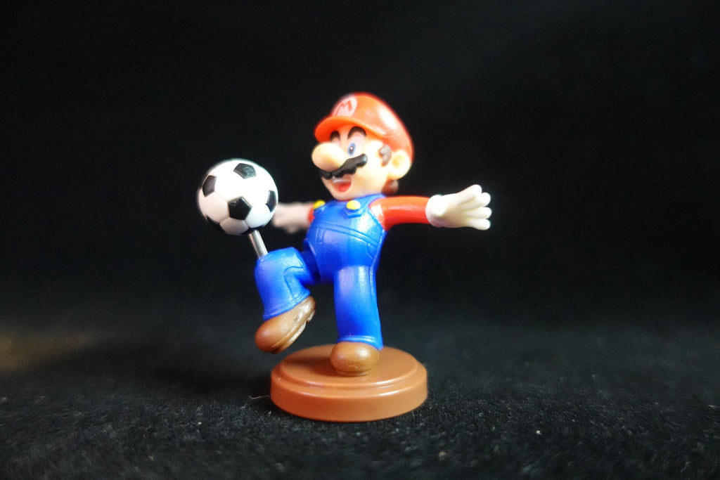 Super Mario Sport Figure Mario Football Furuta