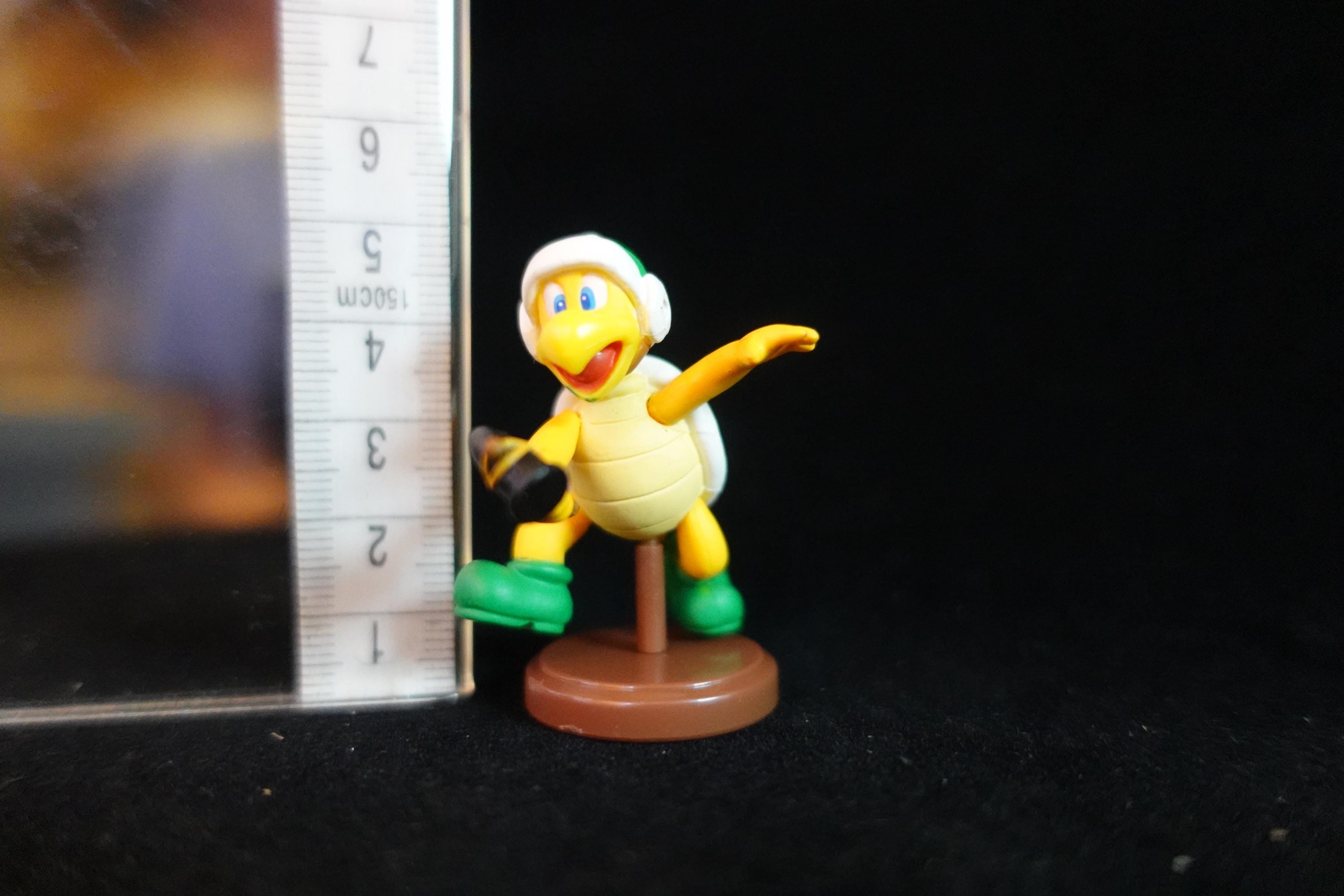 Super Mario 3 Figure Hammer Bro Furuta