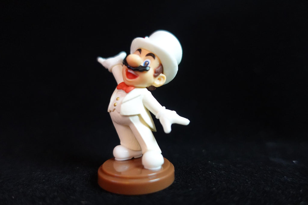 Super Mario Odyssey 3 Figure Mario Wedding Suit