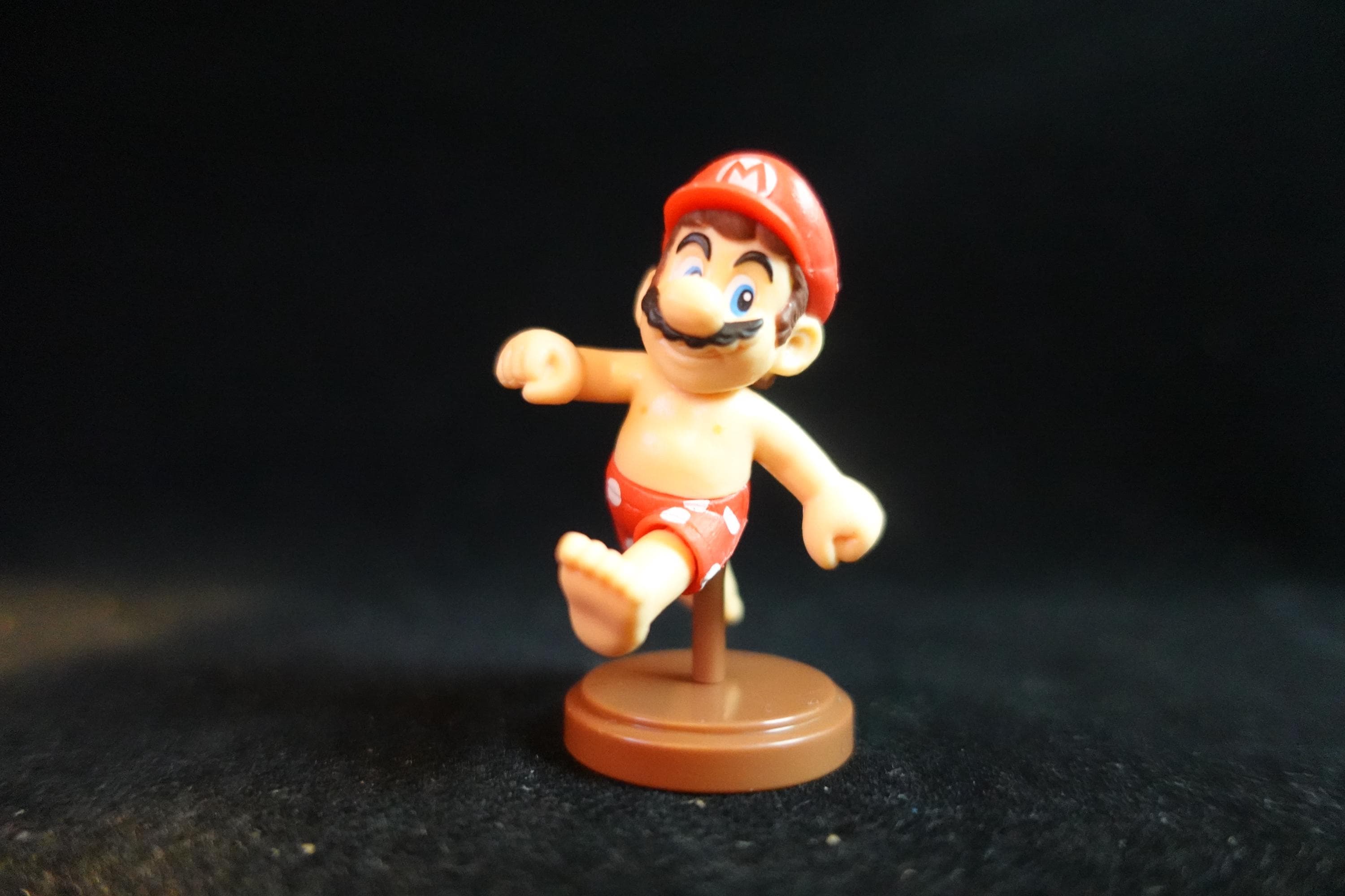 Super Mario Odyssey 3 Figure Secret item Mario Swimsuit