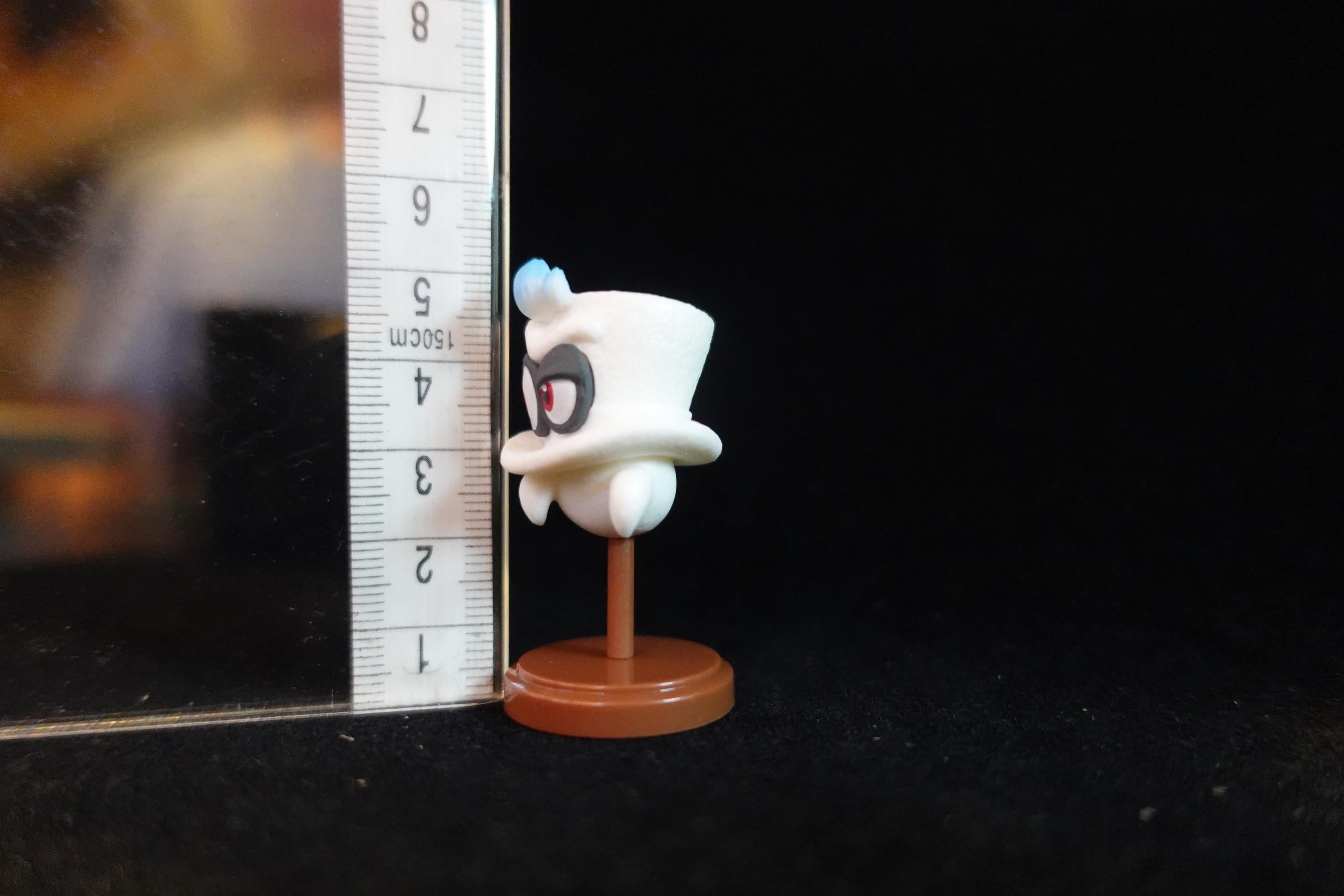 Super Mario Odyssey 3 Figure Mario Cappy Hat