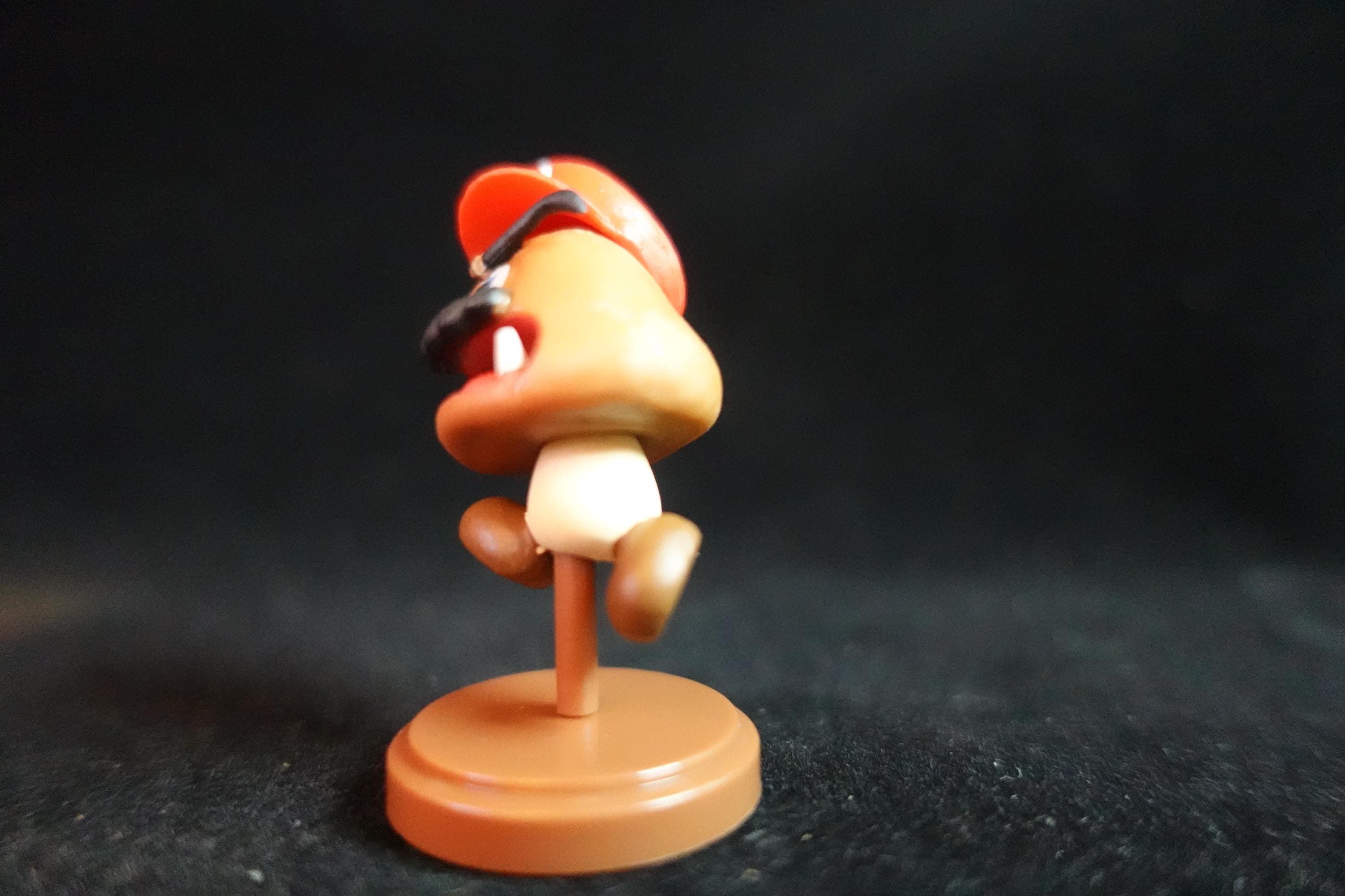 Super Mario Odyssey 3 Figure Goomba