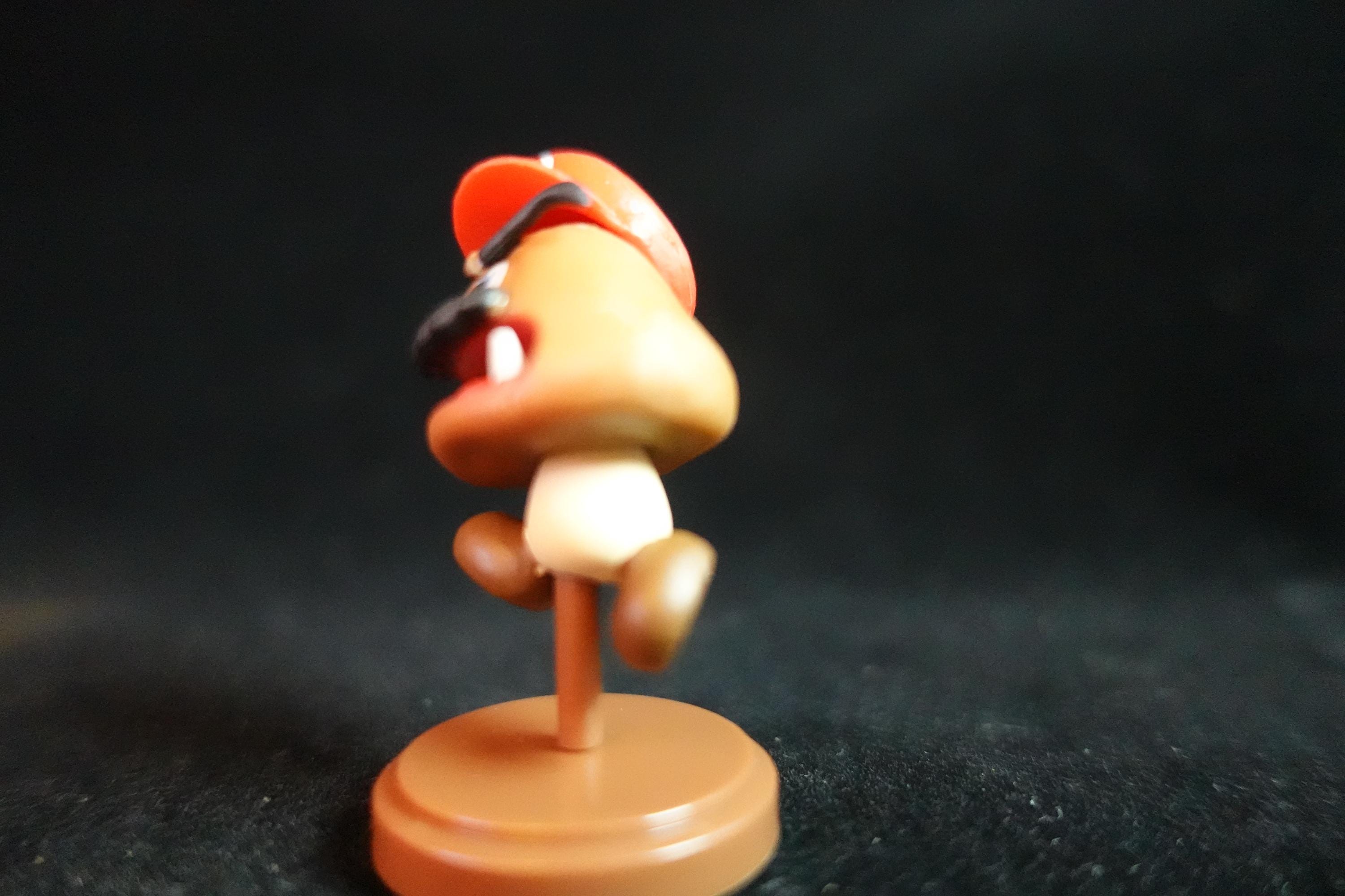 Super Mario Odyssey 3 Figure Goomba