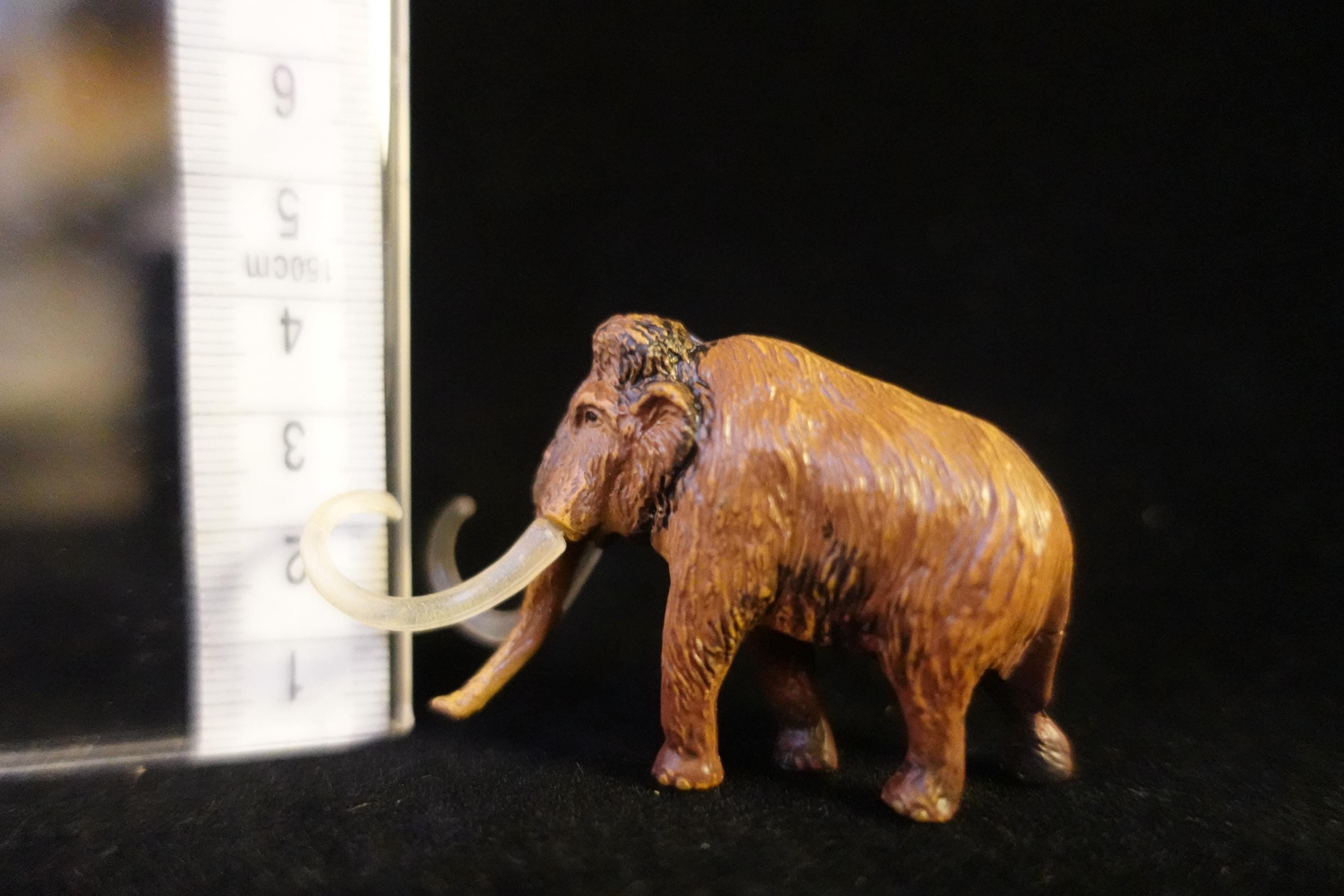 Kaiyodo UHA Dinotales Series 1 Woolly Mammoth