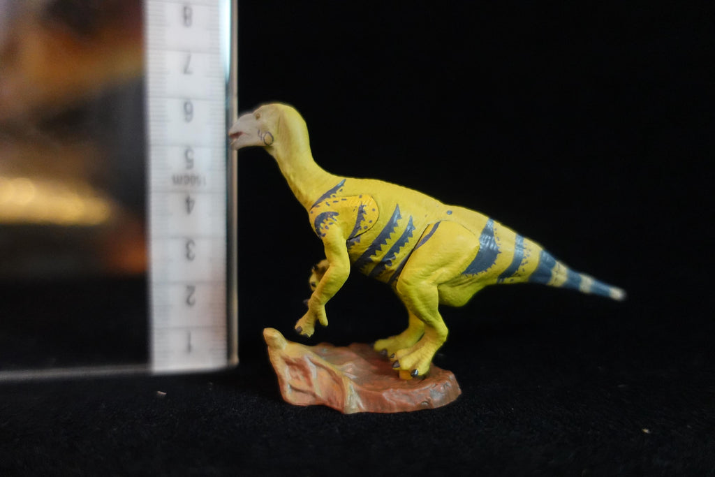 Kaiyodo Dinotales 6 Lawson Edition Iguanodon A