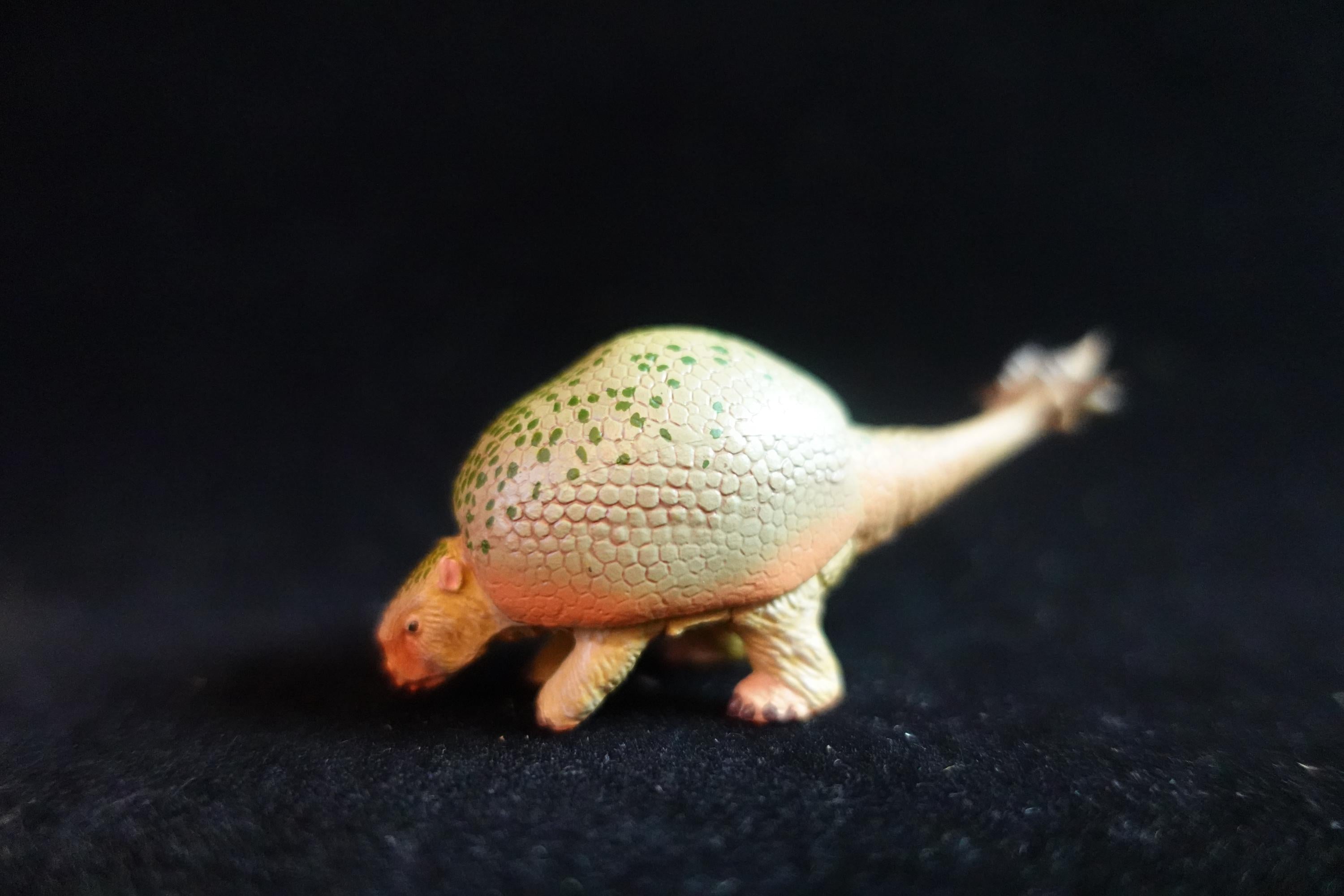 Kaiyodo Dinotales 6 Lawson Edition Doedicurus A