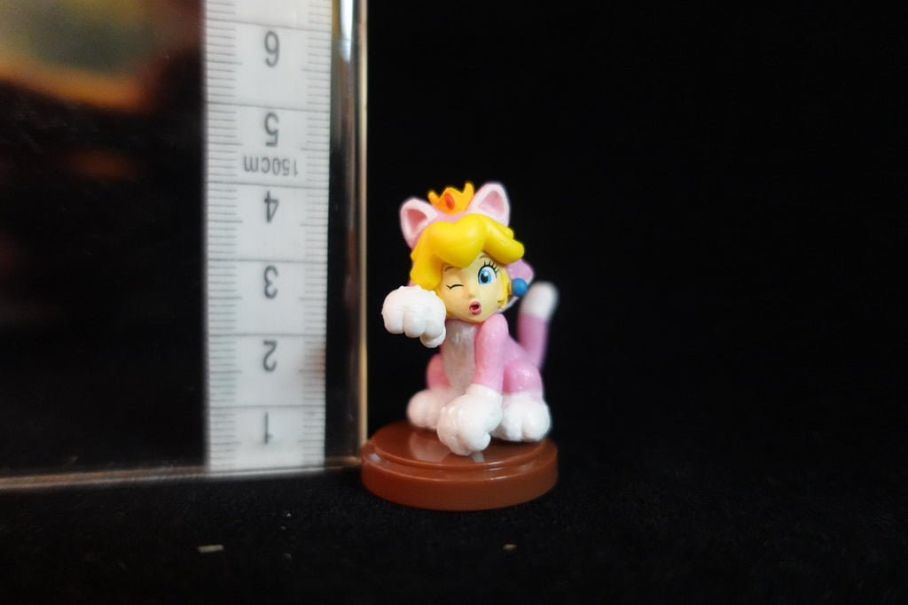 Super Mario 3D World + Fury World Figure Cat Peach Neko Furuta