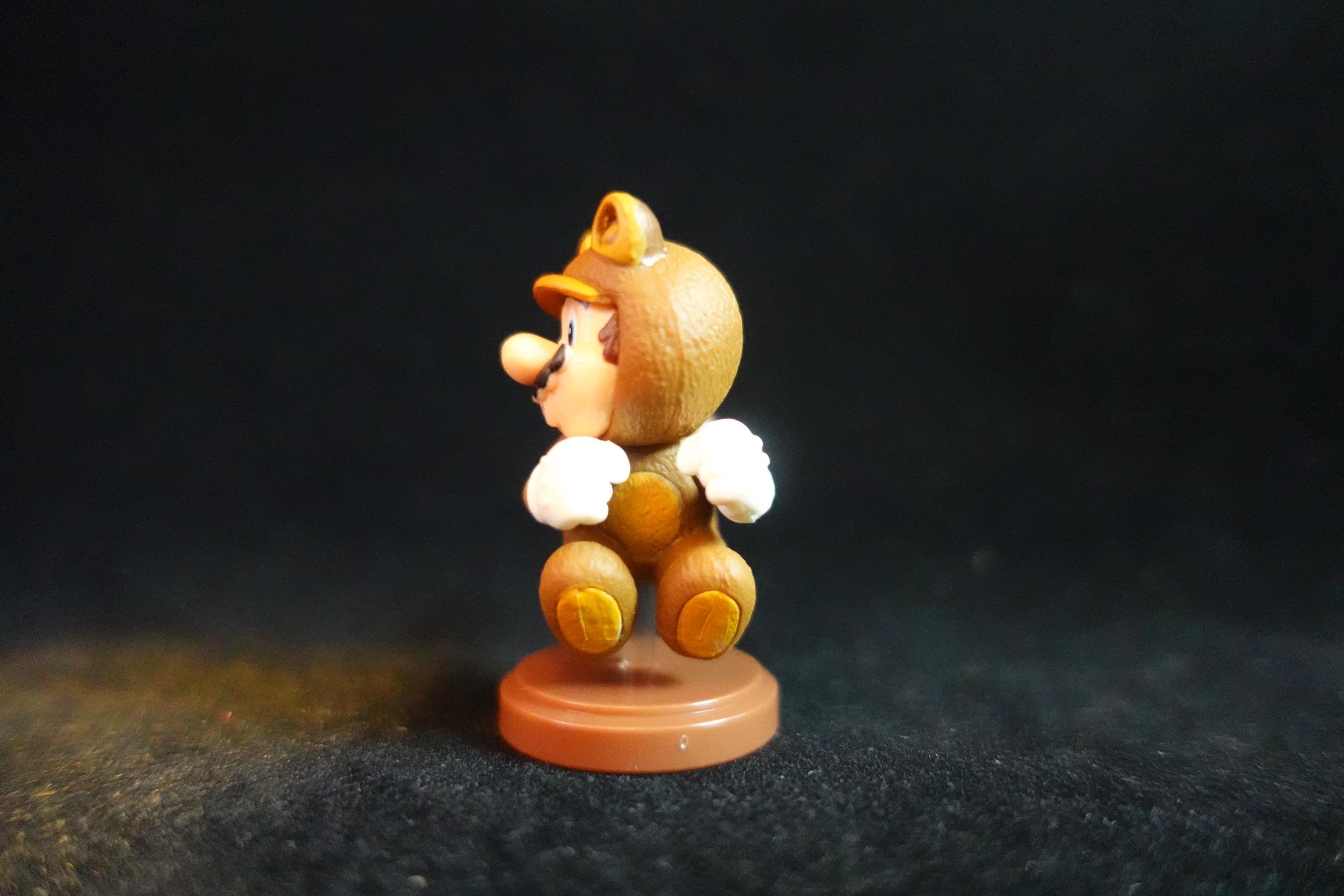 Super Mario 3D World + Fury World Figure Raccon Mario Furuta