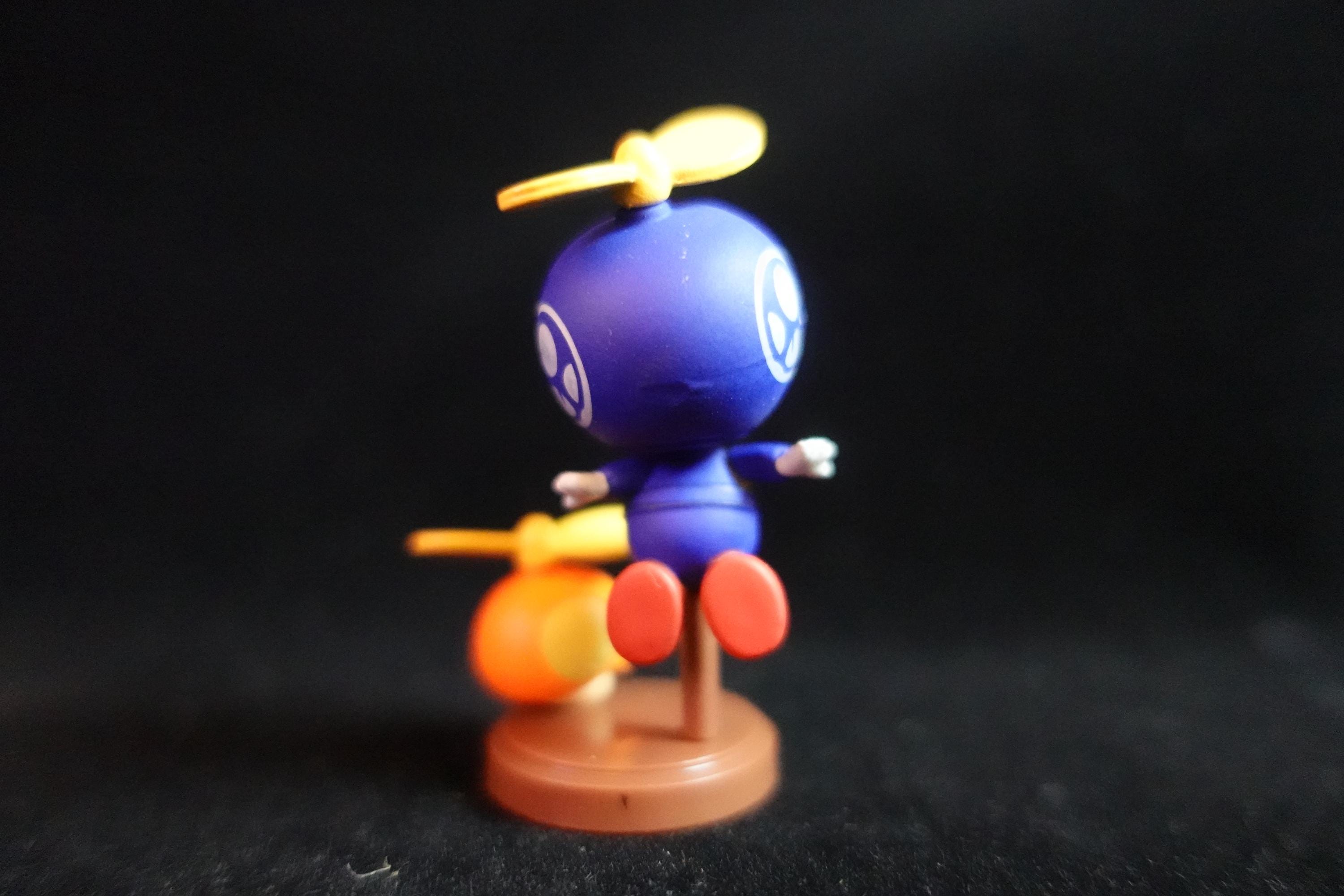 Super Mario Bros Figure Blue Propeller Mushroom Toad