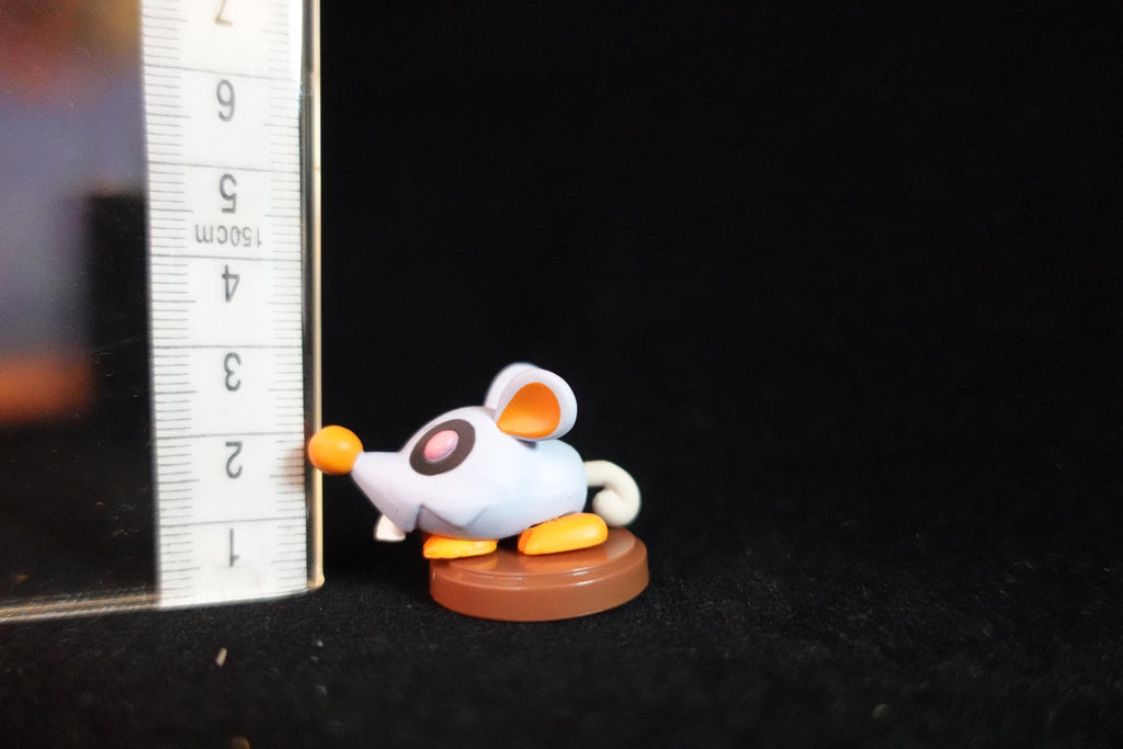 Super Mario Bros Figure Scaredy Rat Furuta