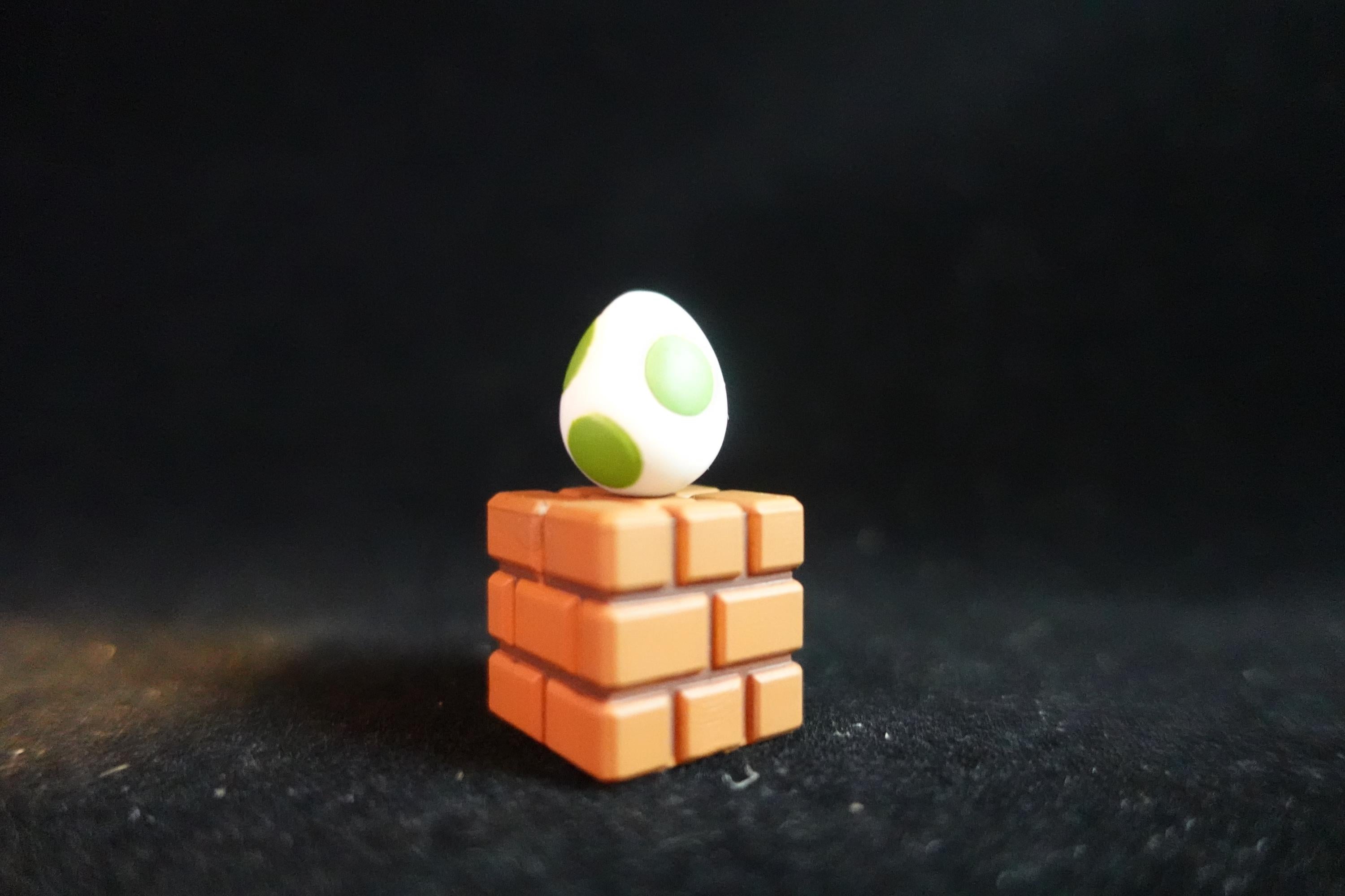 Super Mario Bros Figure Yoshi's Egg Green Furuta