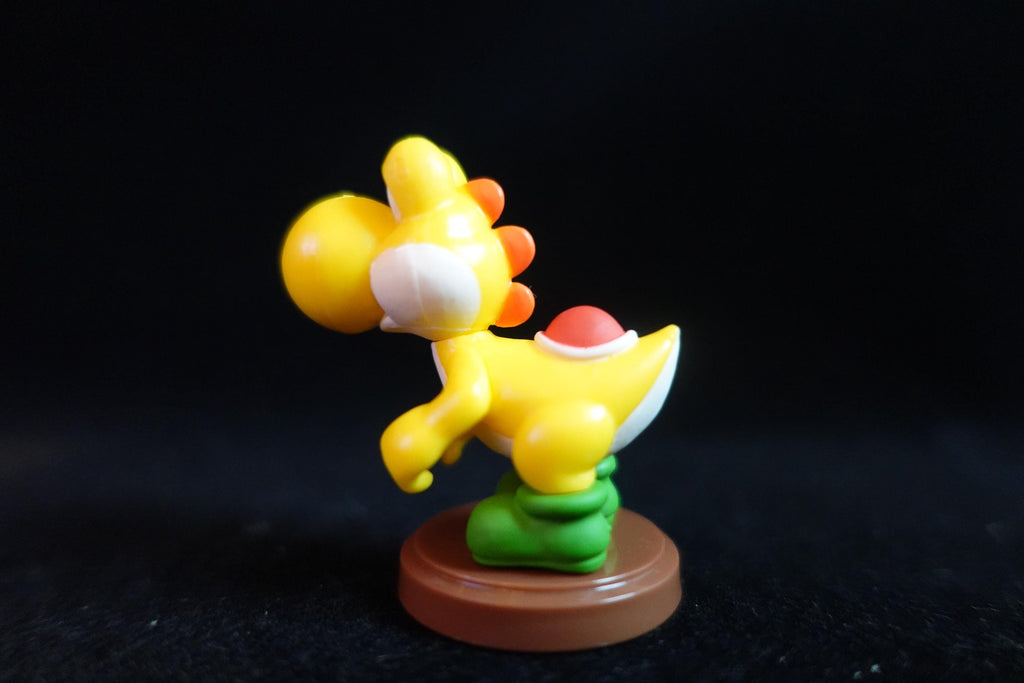 Super Mario Bros Figure Yoshi (Yellow) Furuta