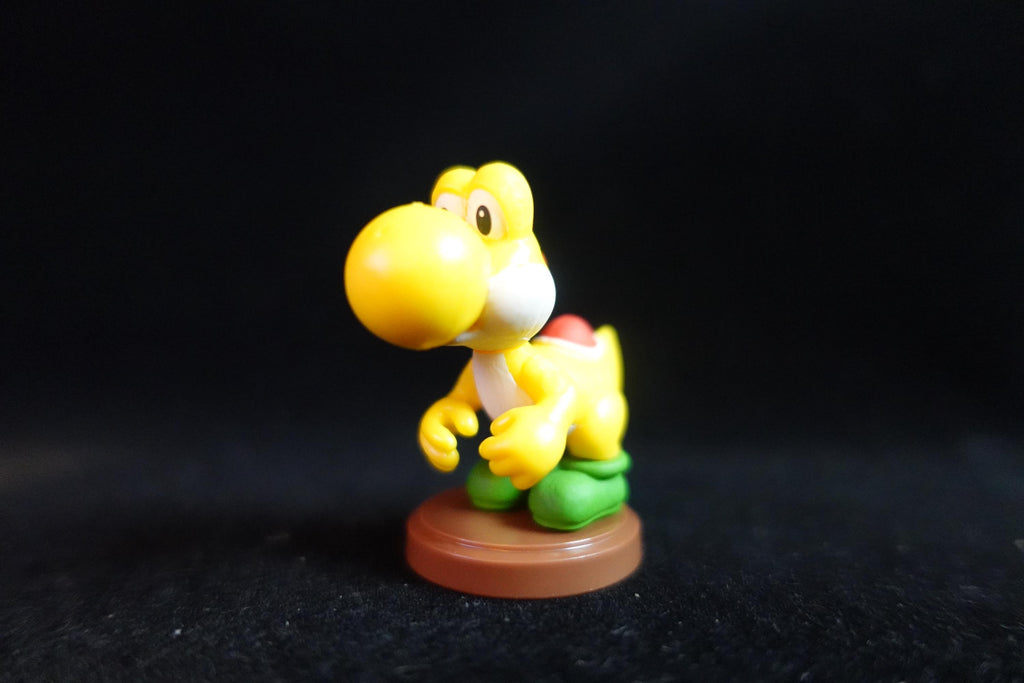 Super Mario Bros Figure Yoshi (Yellow) Furuta