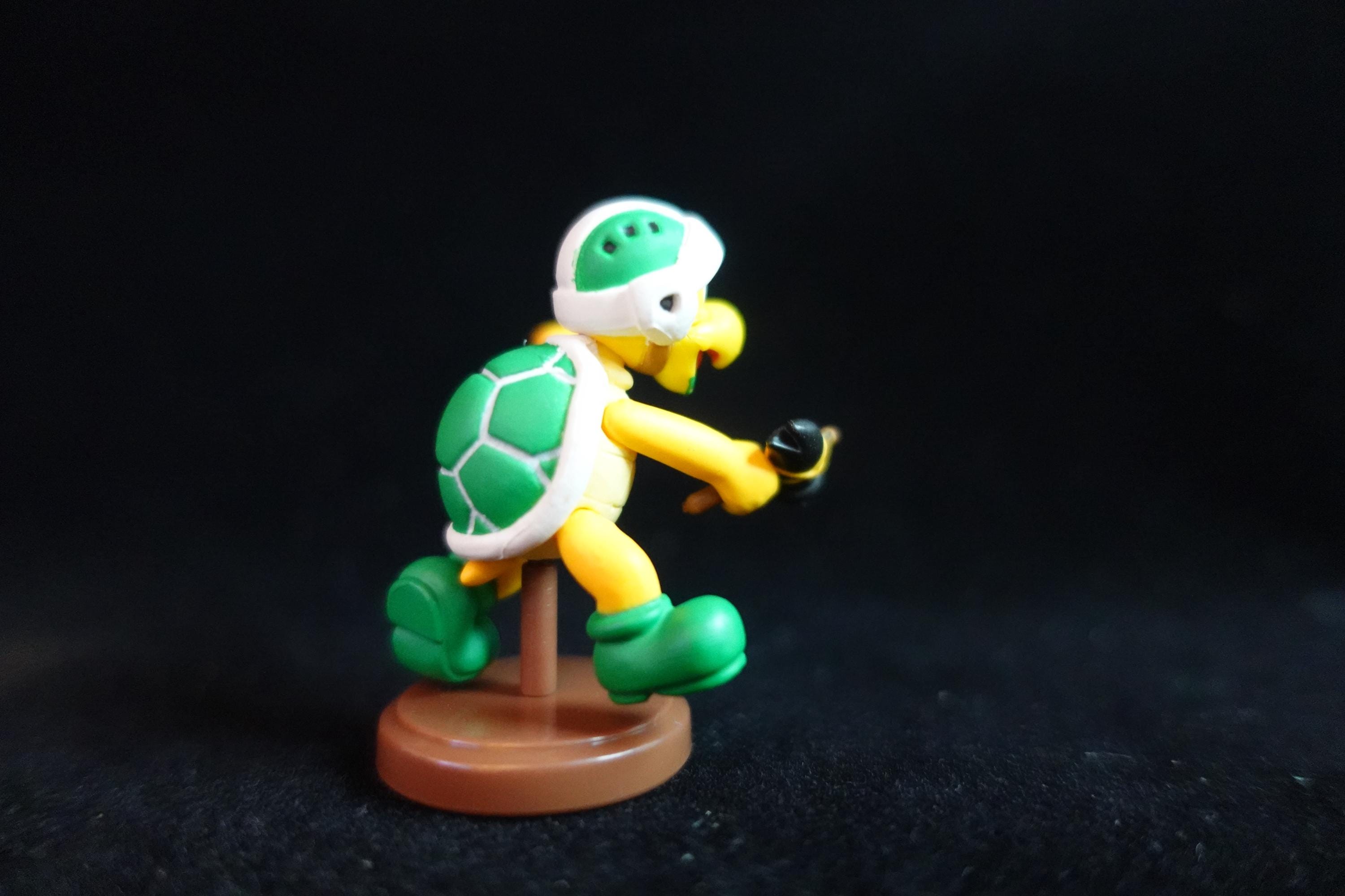 Super Mario 3 Figure Hammer Bro Furuta