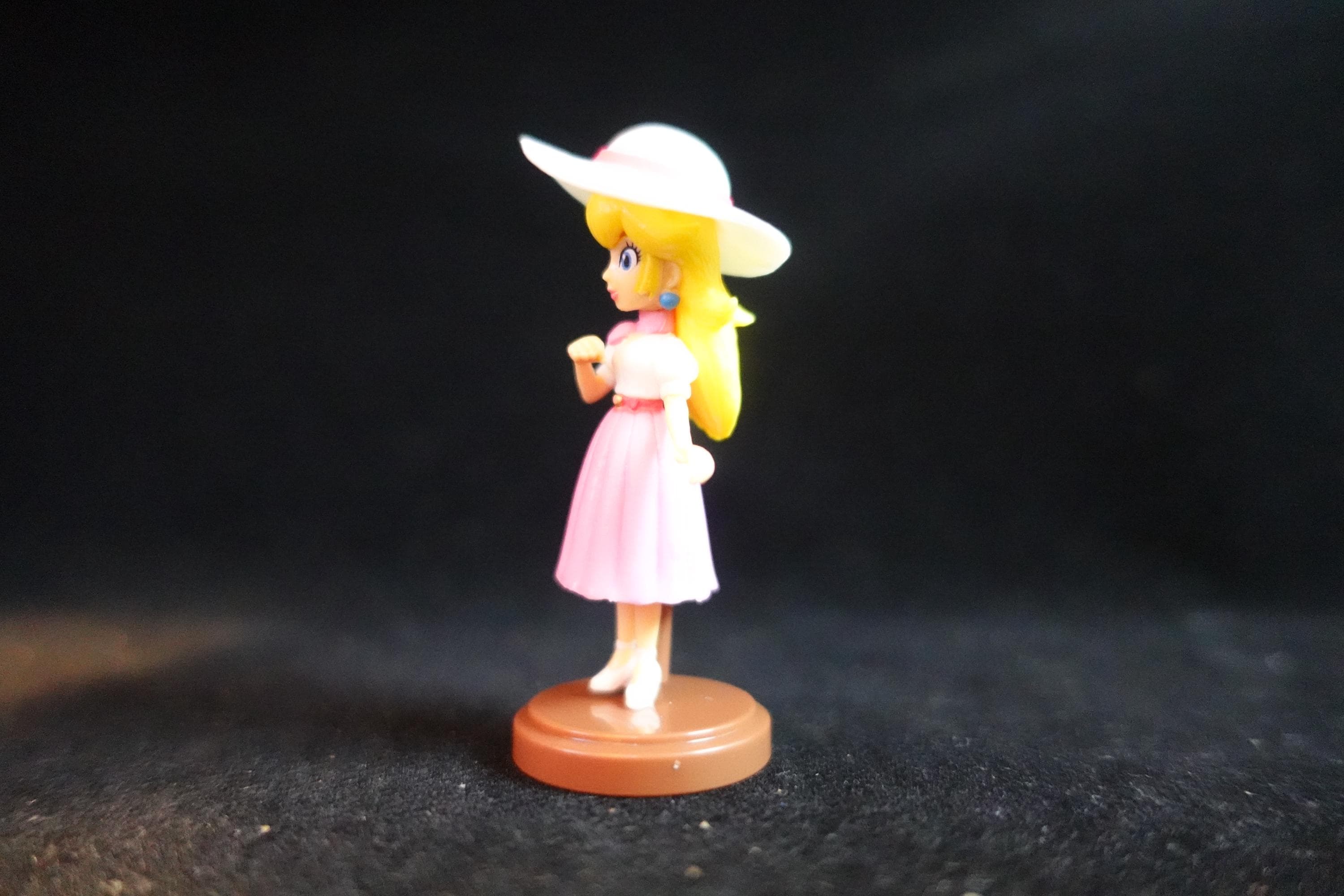 Super Mario Odyssey 3 Figure Pricess Peach