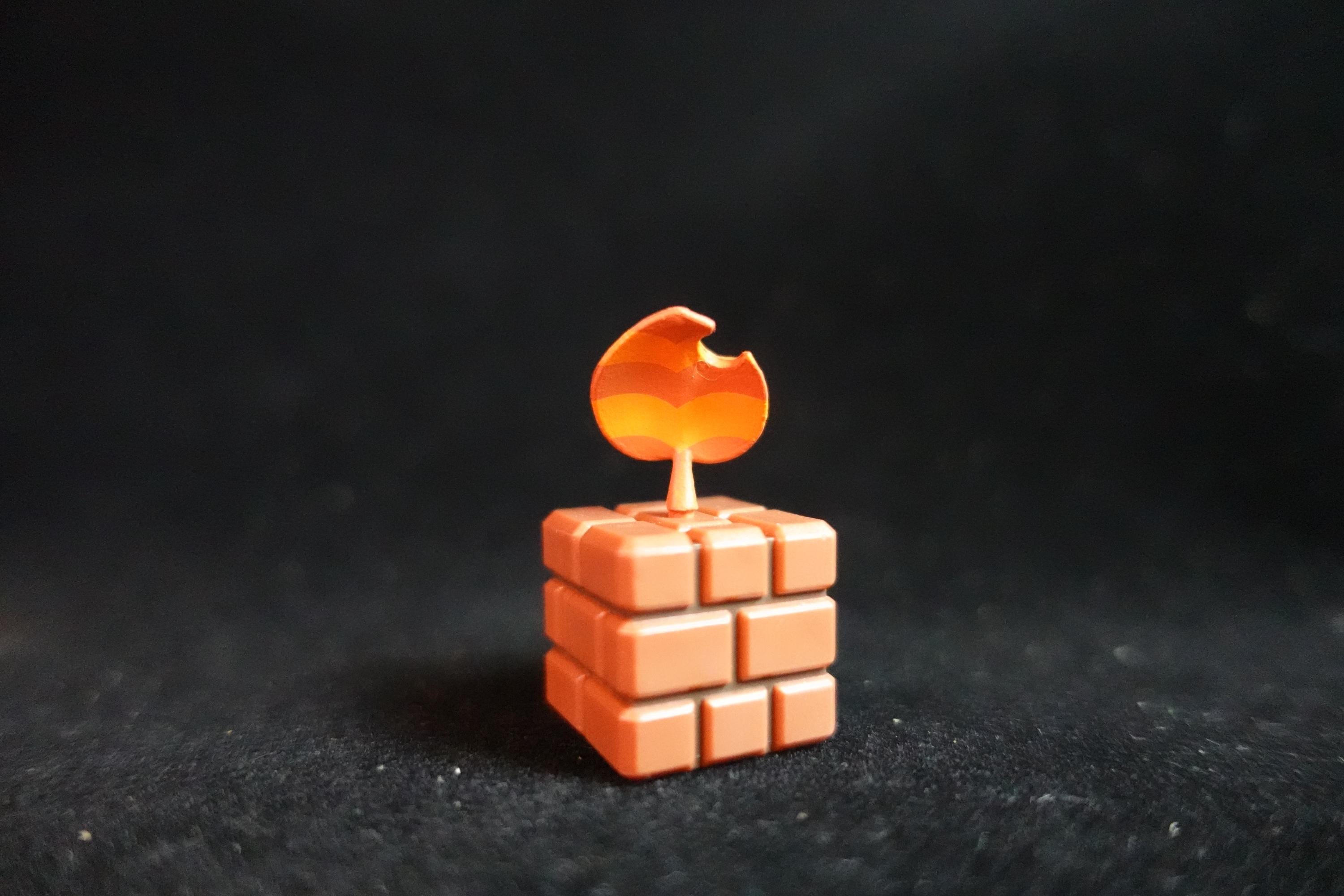 Super Mario 30th Anniversary Figure Super Leaf