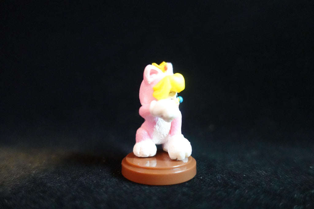 Super Mario 3D World + Fury World Figure Cat Peach Neko Furuta