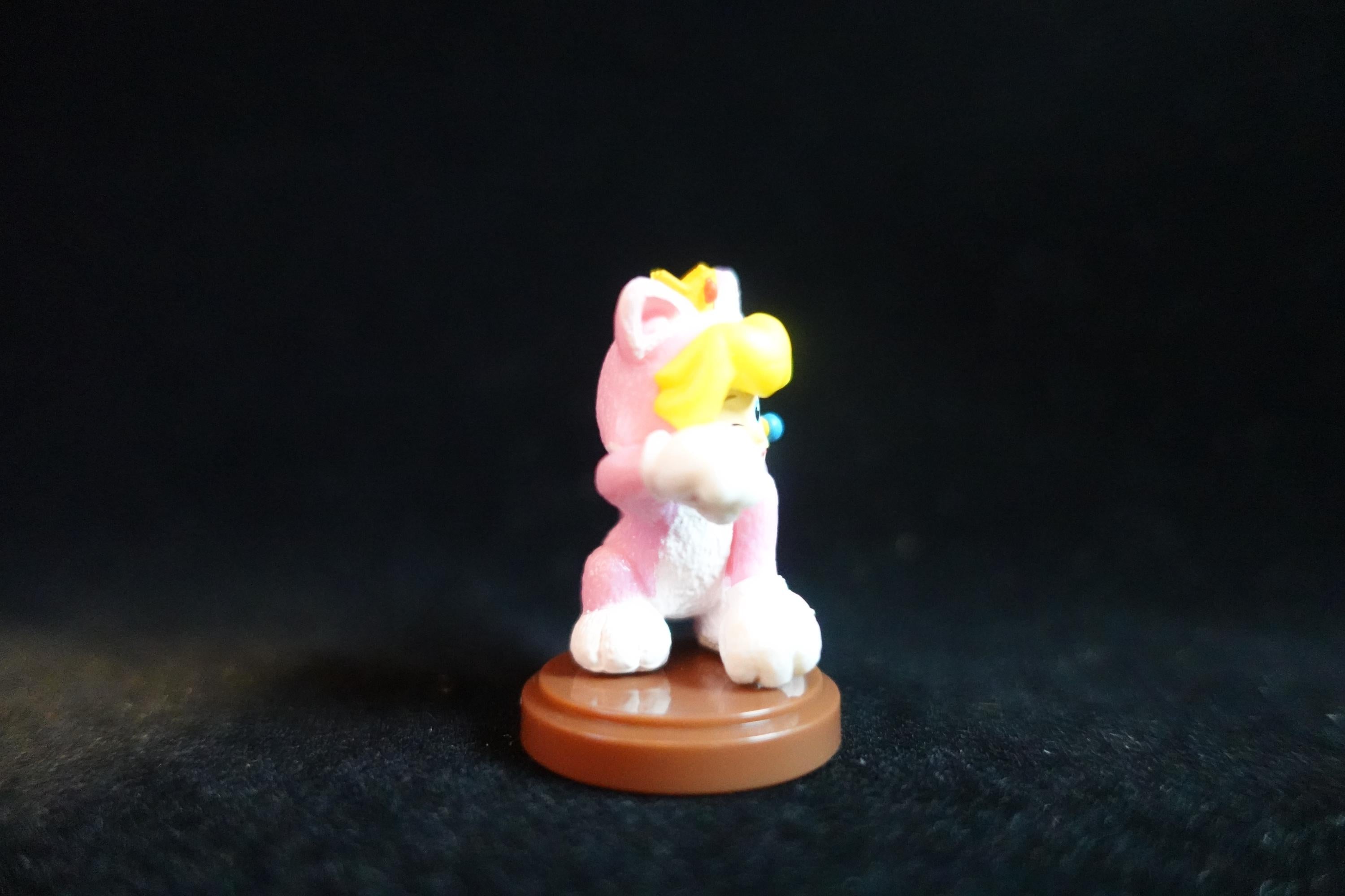 Super Mario 3D World + Fury World Figure Cat Peach Neko Furuta