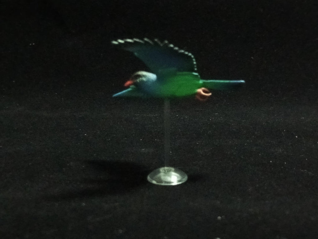 Miniature Long-breasted Carpenter (Collindae) Figurine - New Zealand pigeon Kaiyodo