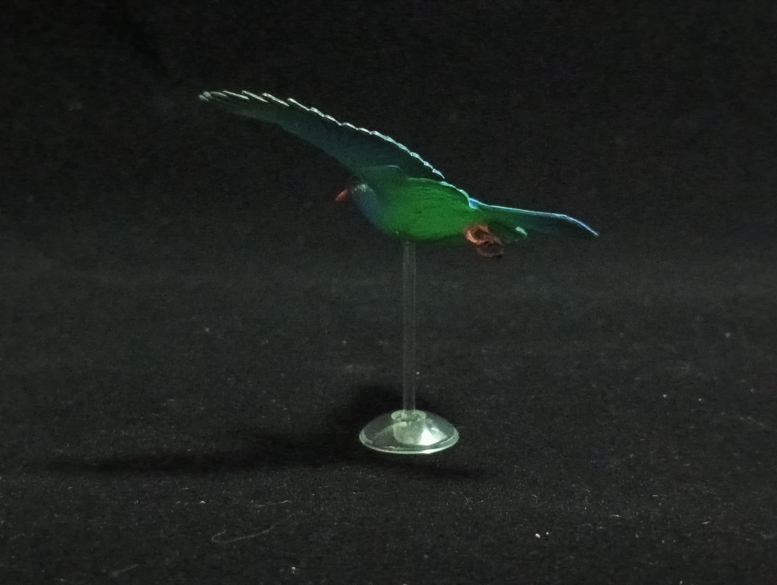 Miniature Long-breasted Carpenter (Collindae) Figurine - New Zealand pigeon Kaiyodo